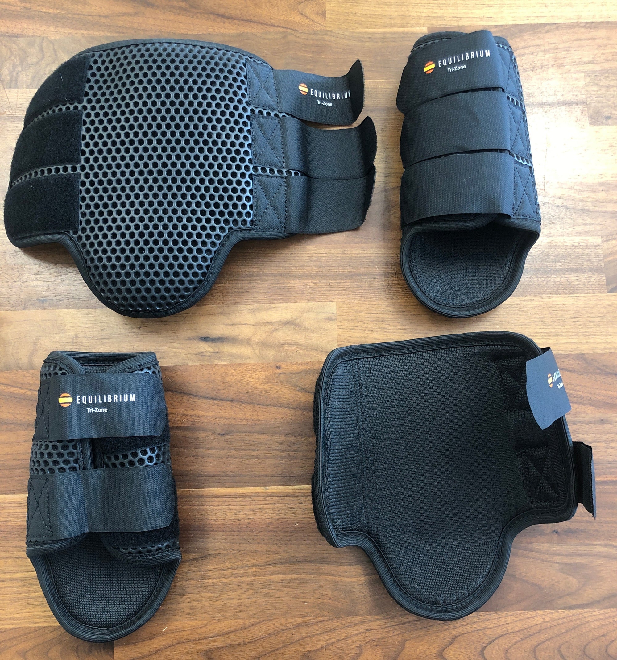 Fine Used *New Equalibrium Tri-Zone Brushing Boots (M/L)