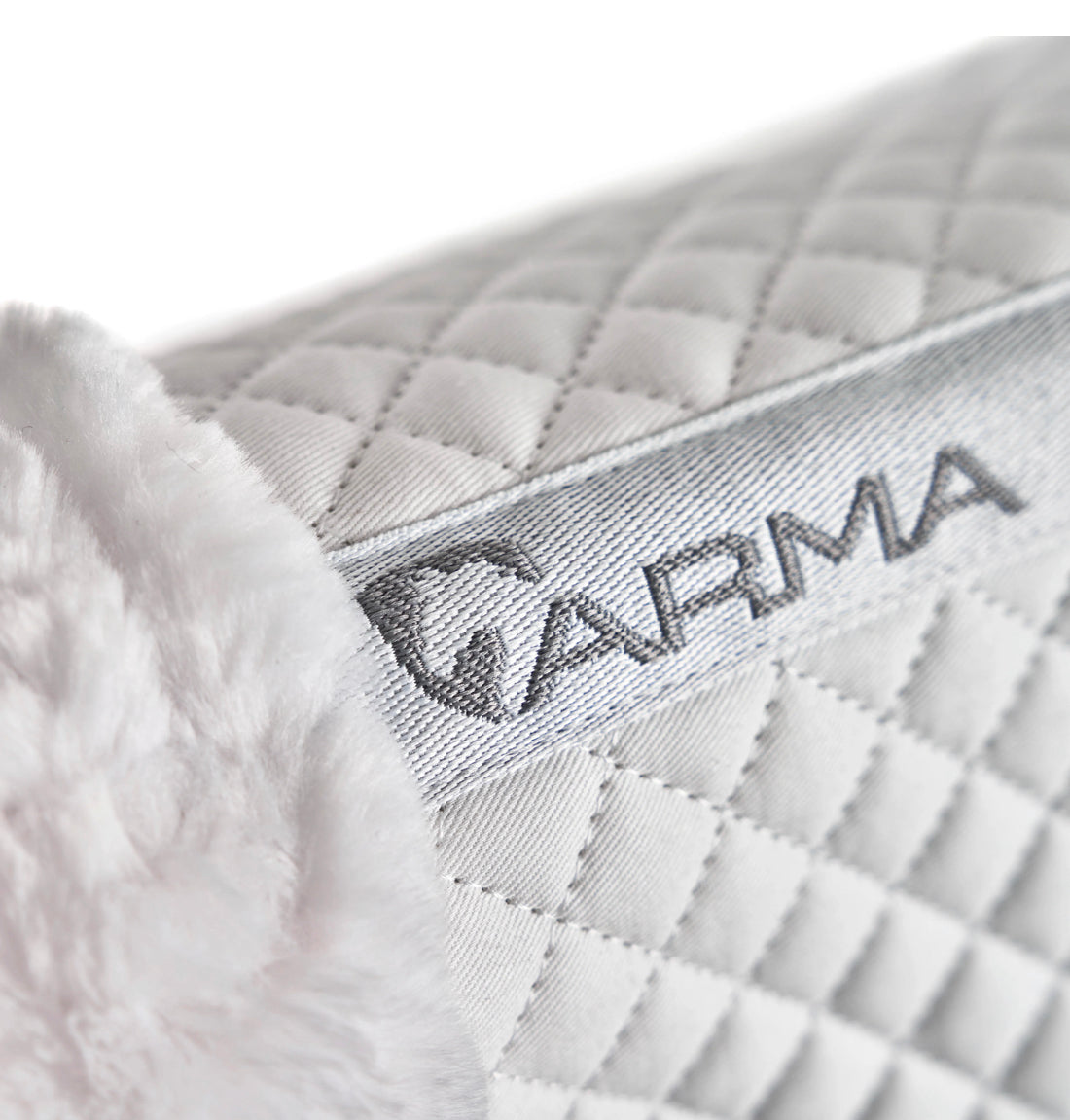 Shires Arma Supafleece Rimmed Shaped Pad - Horse & Hound Tack Shop