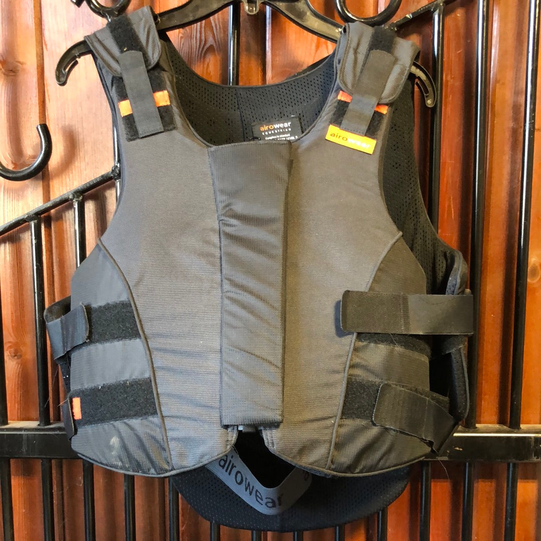 Fine Used Airowear Outlyne Safety Vest