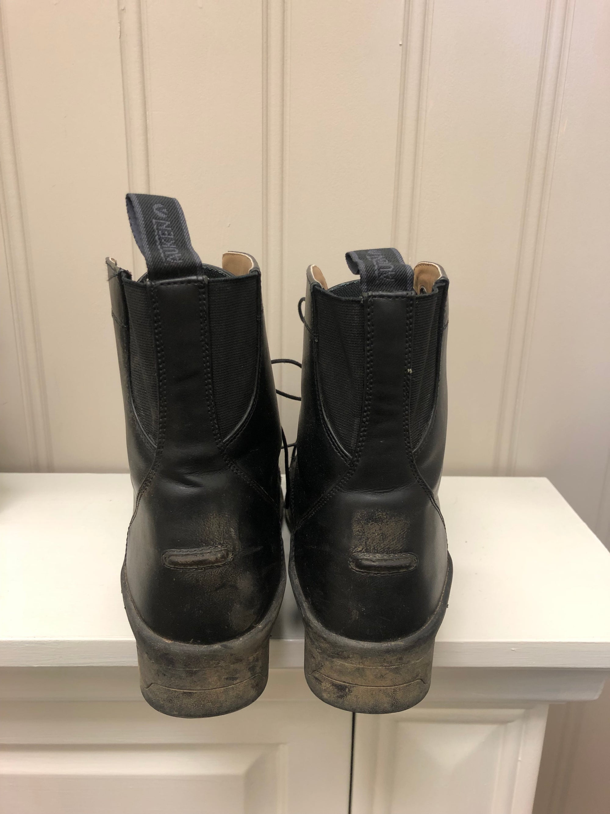 Auken Classic Paddock Lace Up Boots - 10
