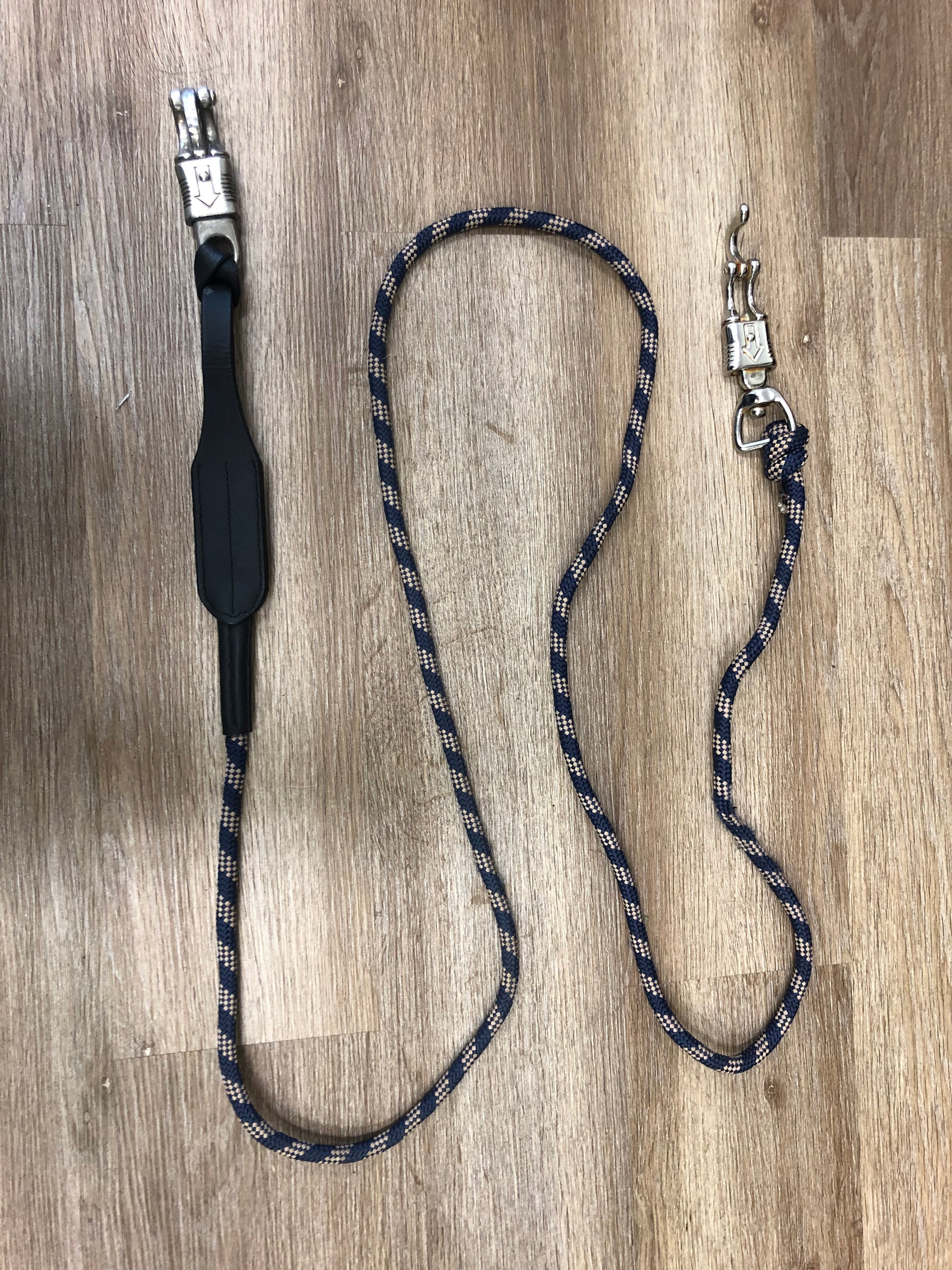 Rope/Leather Cross Tie
