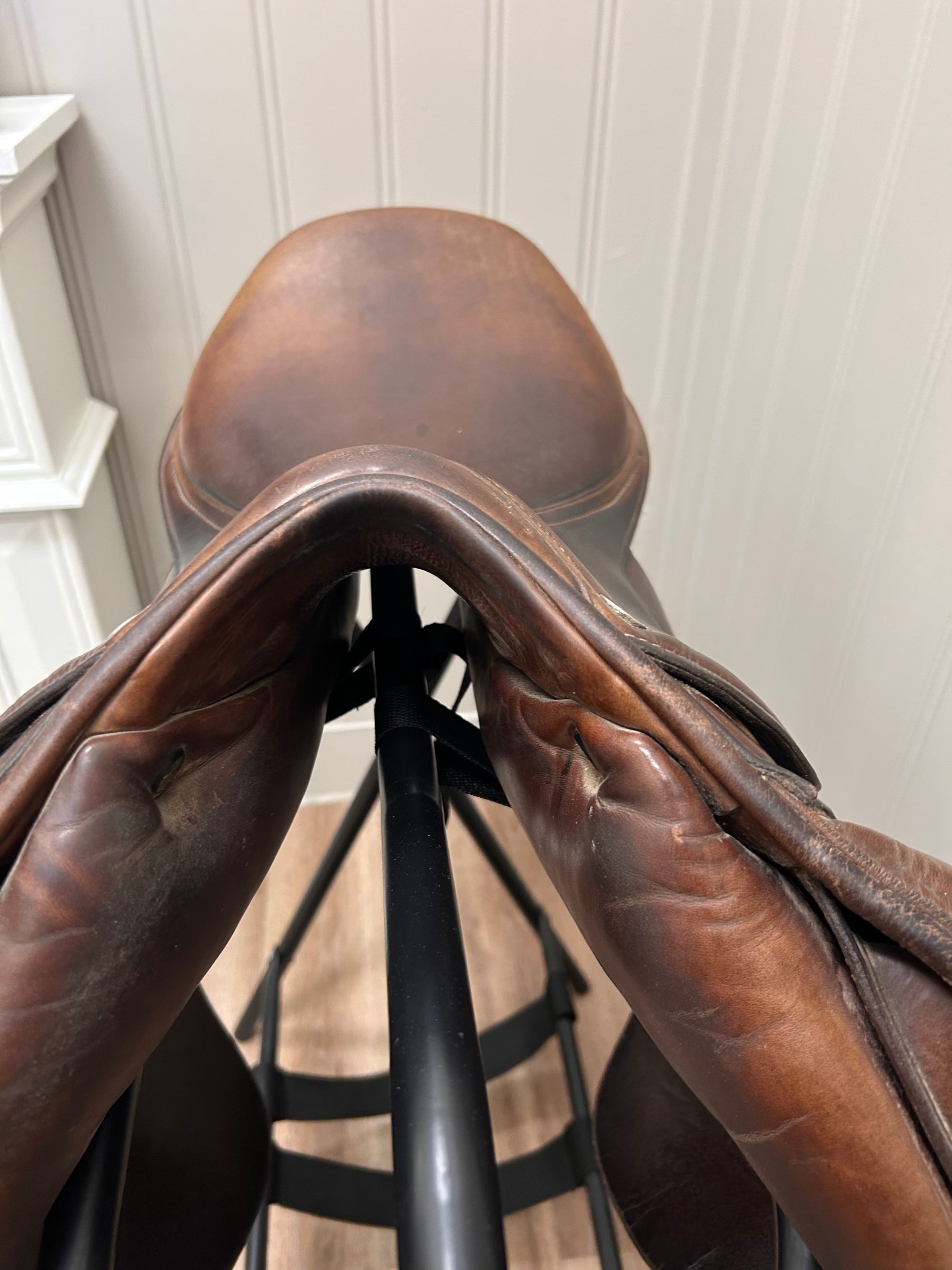 Fine Used 17” Intrepid Gold Saddle - Horse & Hound Tack Shop 