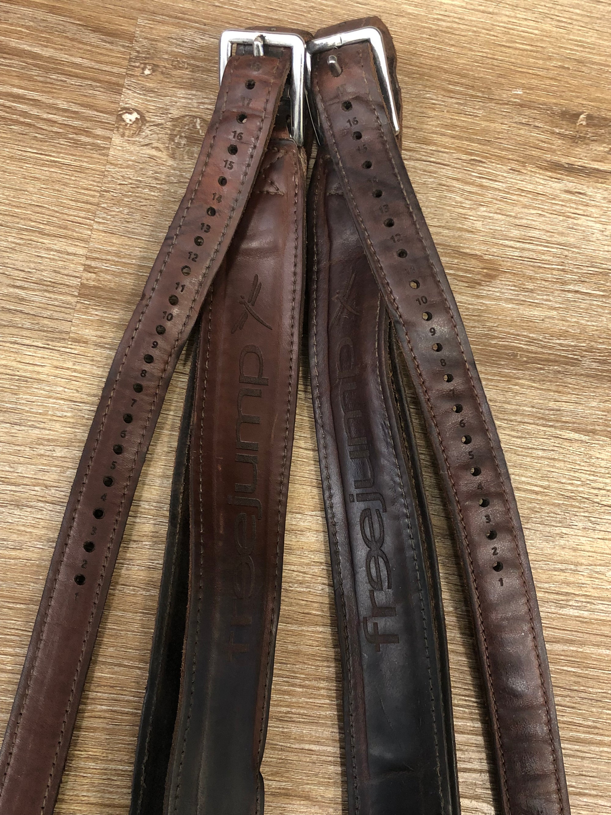 Free Jump Classic Stirrups &amp; Wide Stirrup Leathers