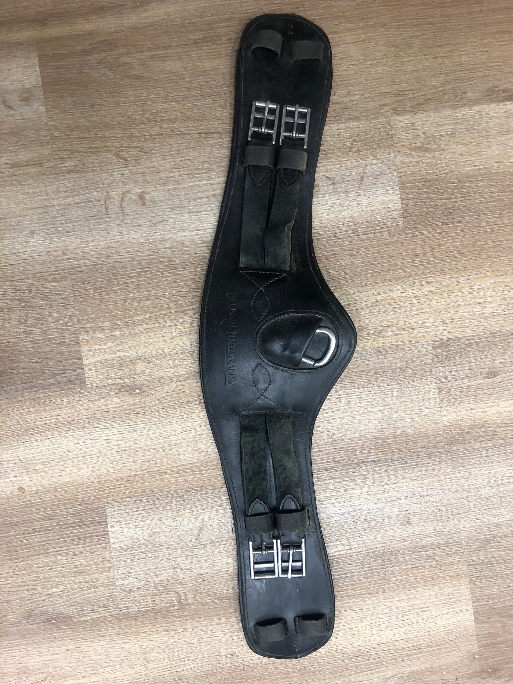 Fine Used Bruno Delgrange Short Girth, 24” - Horse & Hound Tack Shop 