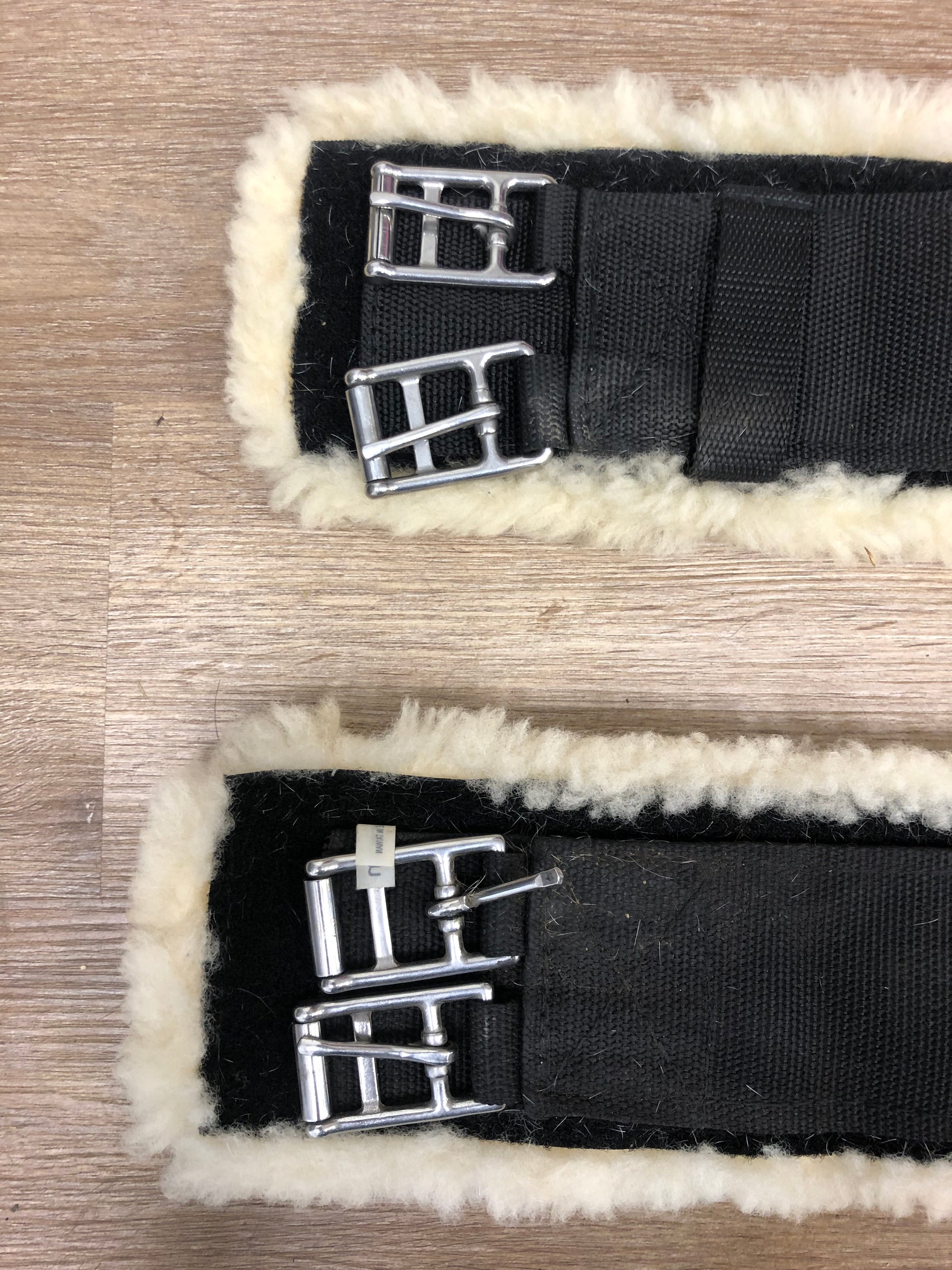Barefoot Sheepskin Lined Velcro Short Girth - 18”