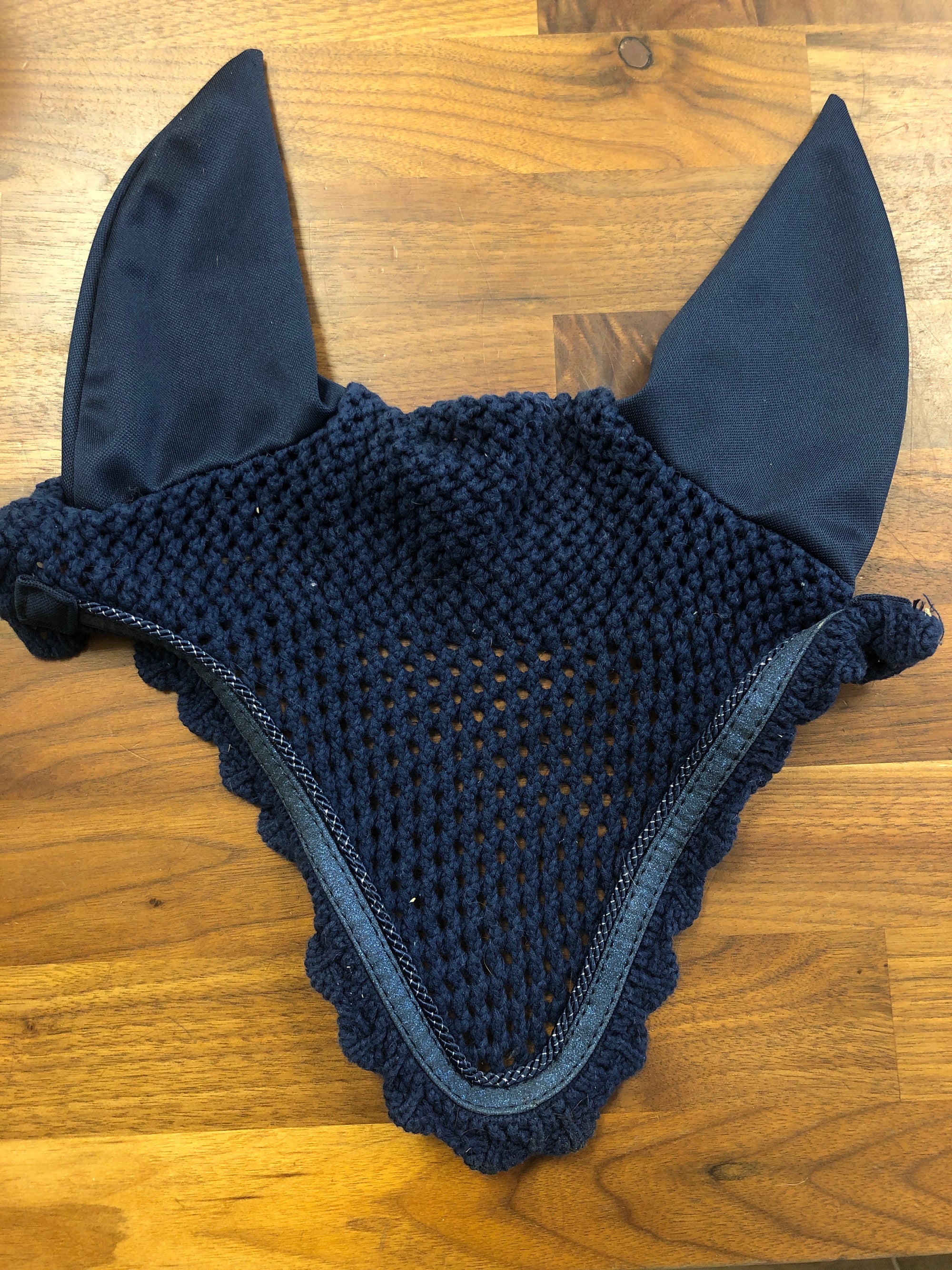 Fine Used Shimmer Bonnet, Full - Horse & Hound Tack Shop 