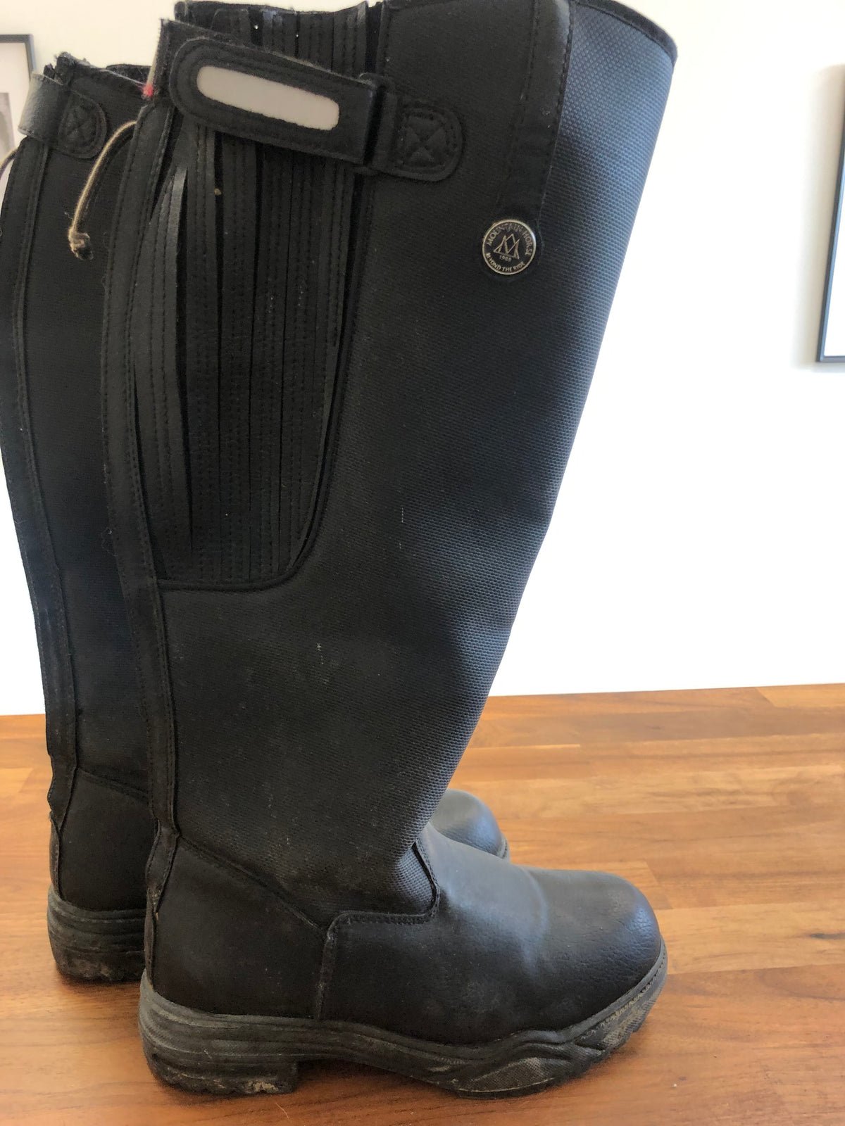 Ladies Fine Used Mountain Horse Rimfrost Winter Boots - 8R