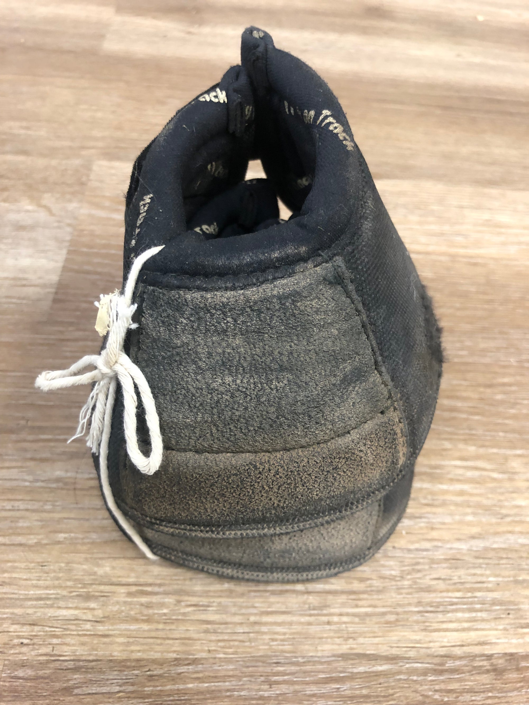 Back On Track No Turn Bell Boots