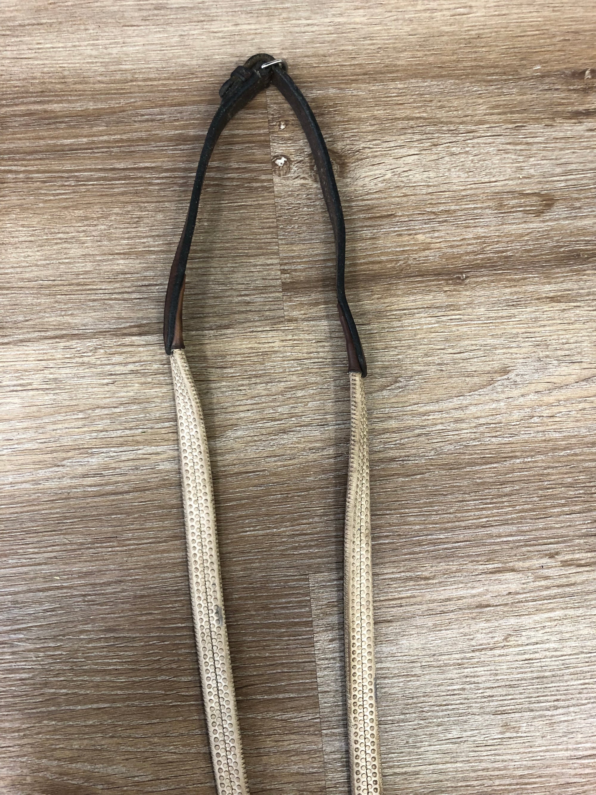 White Rubber Reins