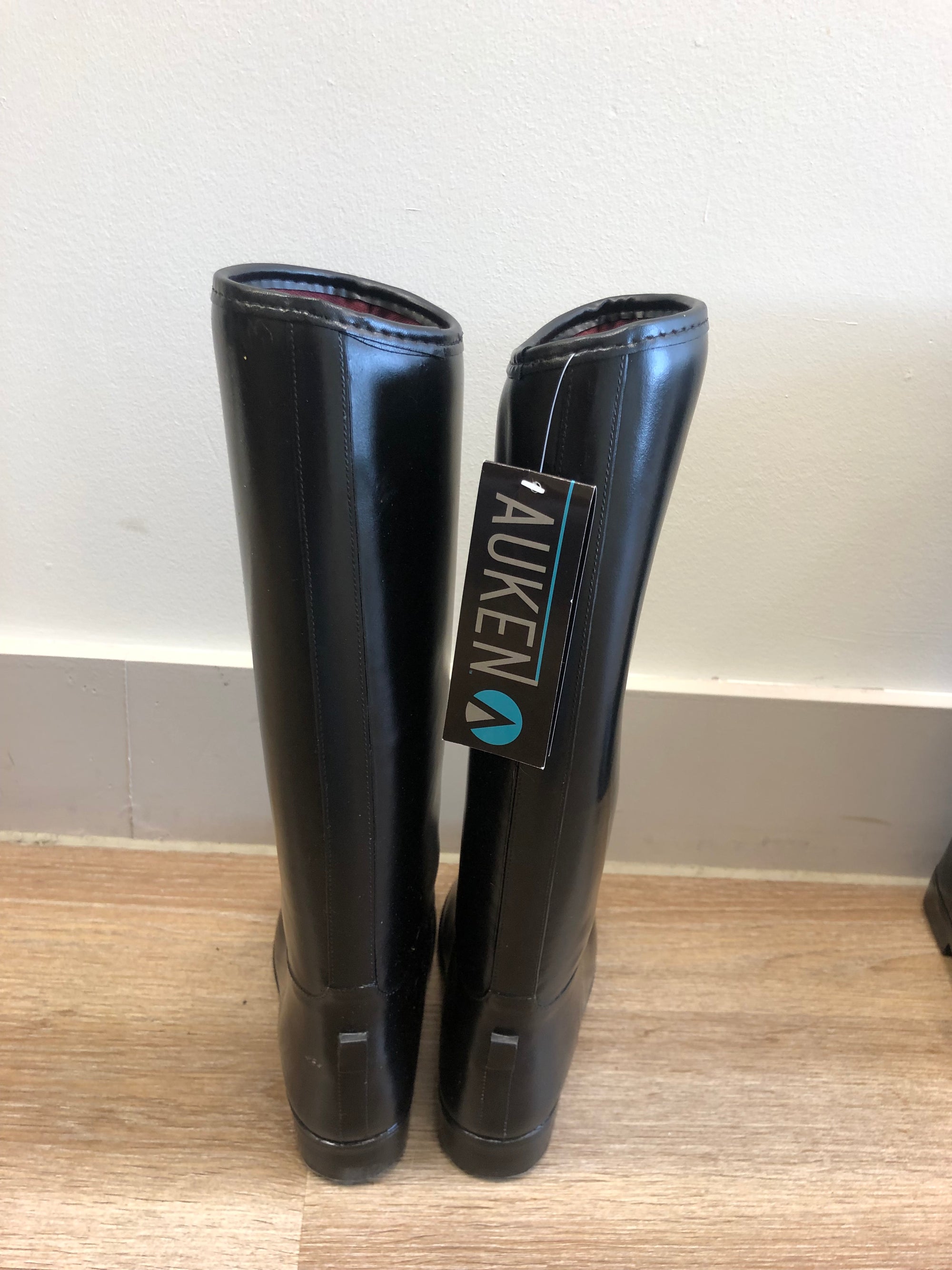 NWT Auken II Rubber Riding Boot - 4.5