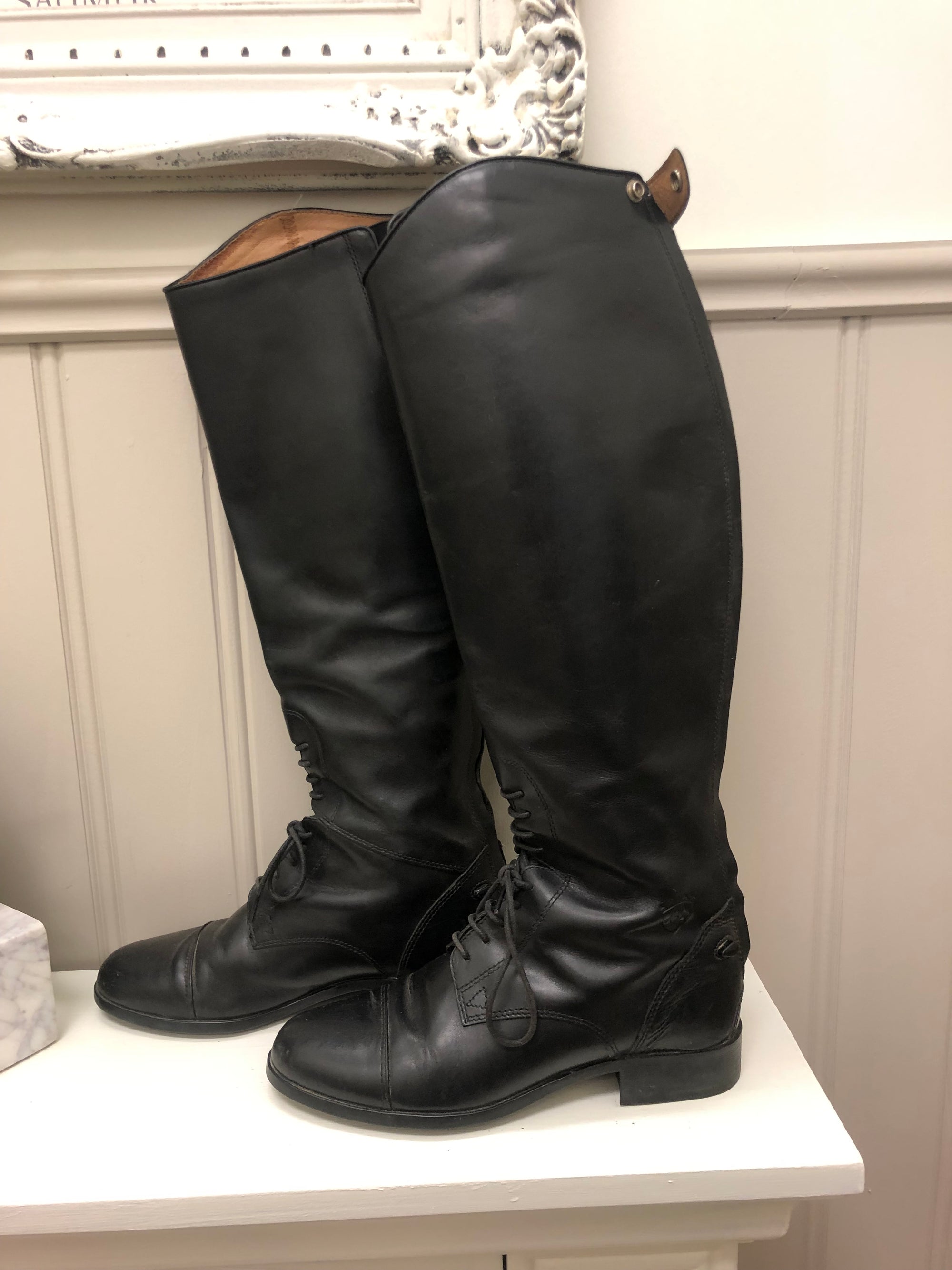 Ariat Ladies Black Leather Tall Boots - 7.5 Full