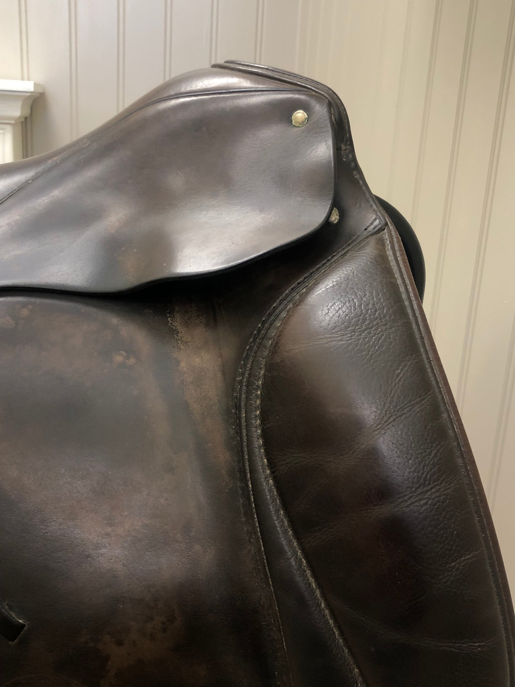 Fine Used 18” Schleese Brown Dressage Saddle &amp; 26” Girth