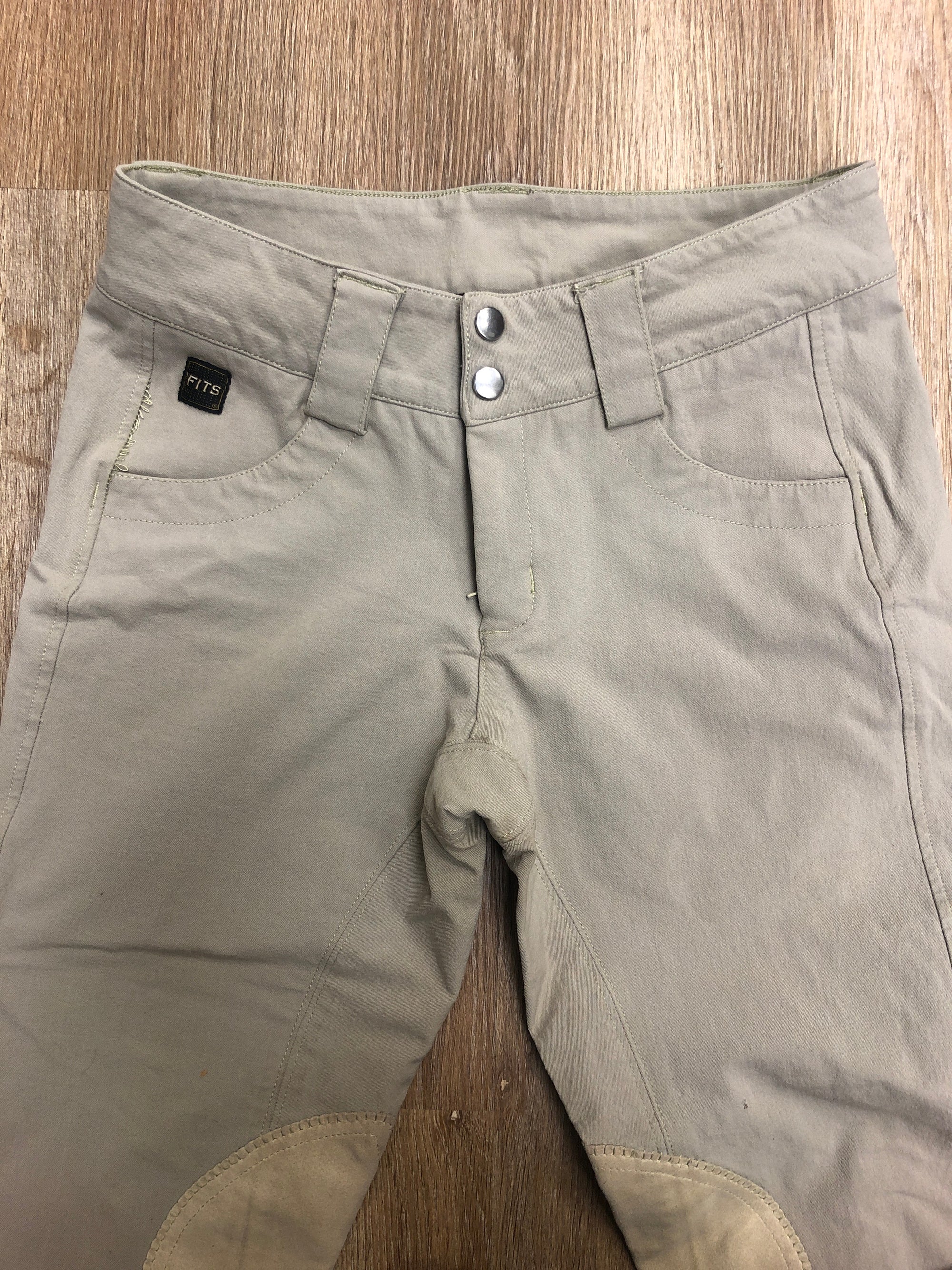 Fine Used FITS Classic Hunter Breeches (Medium) - Horse & Hound Tack Shop 