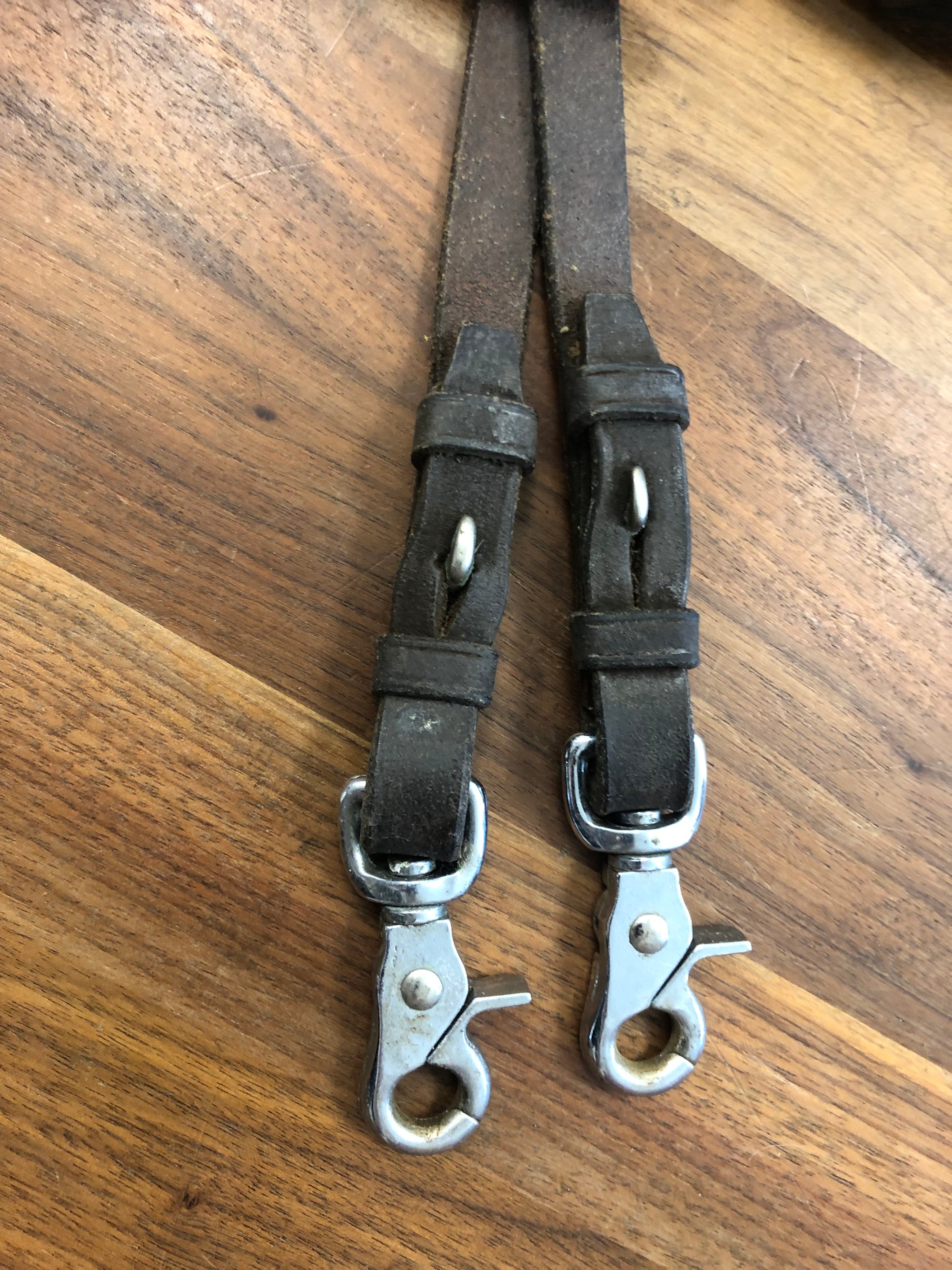 Brown Laced Leather Clip-On Reins