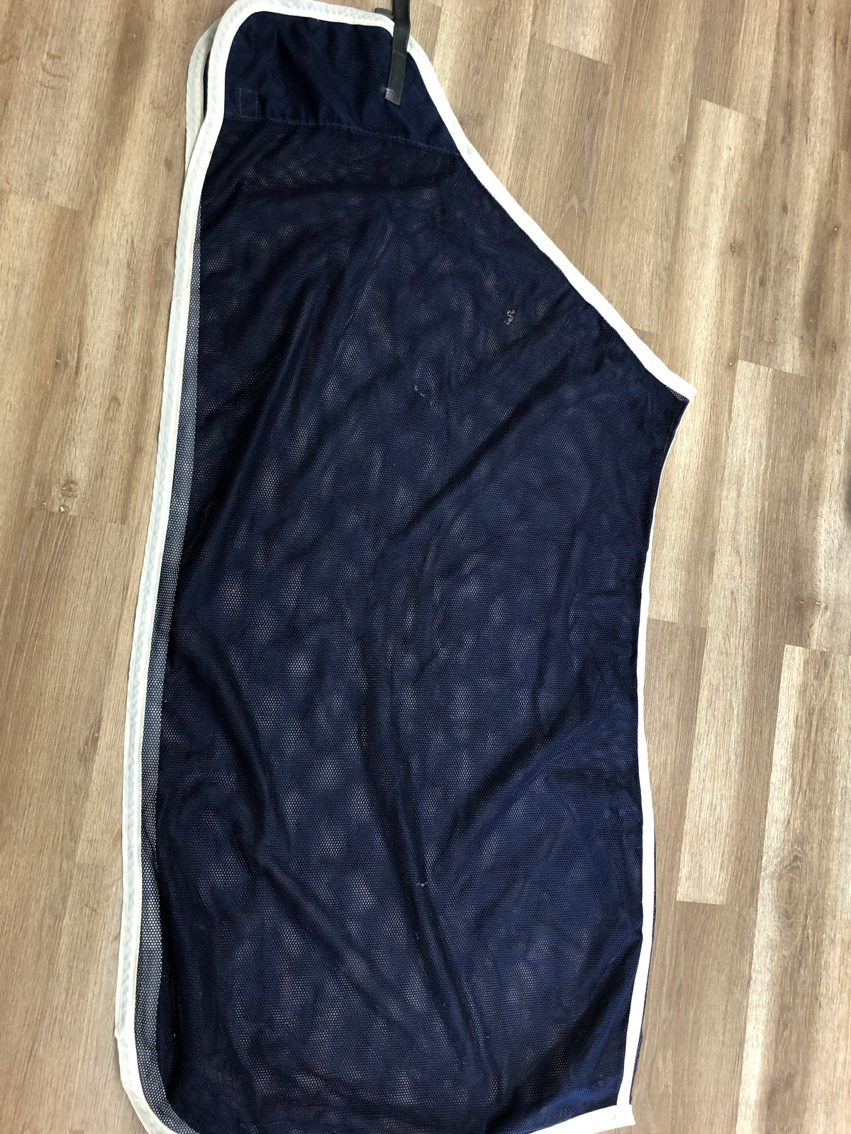 Fine Used Navy Scrim Sheet