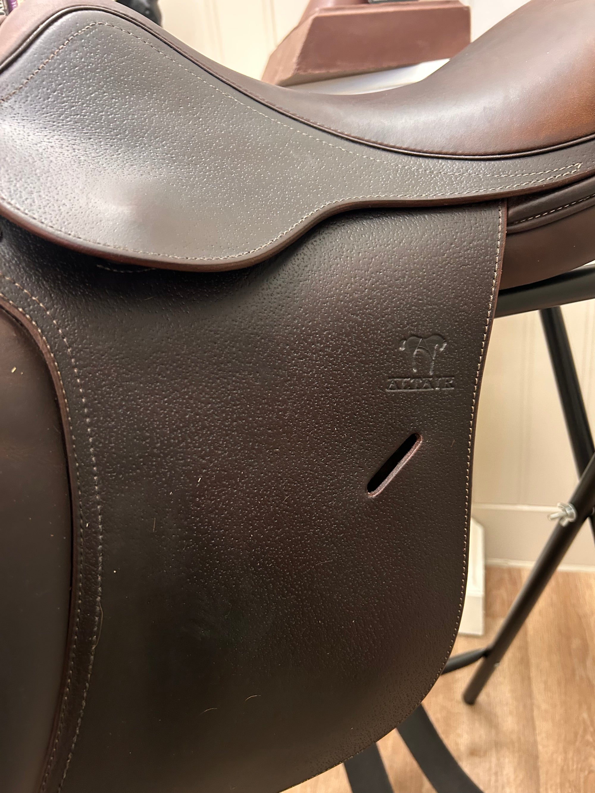 Fine Used 2021 Antares Altair Saddle - Horse &amp; Hound Tack Shop 
