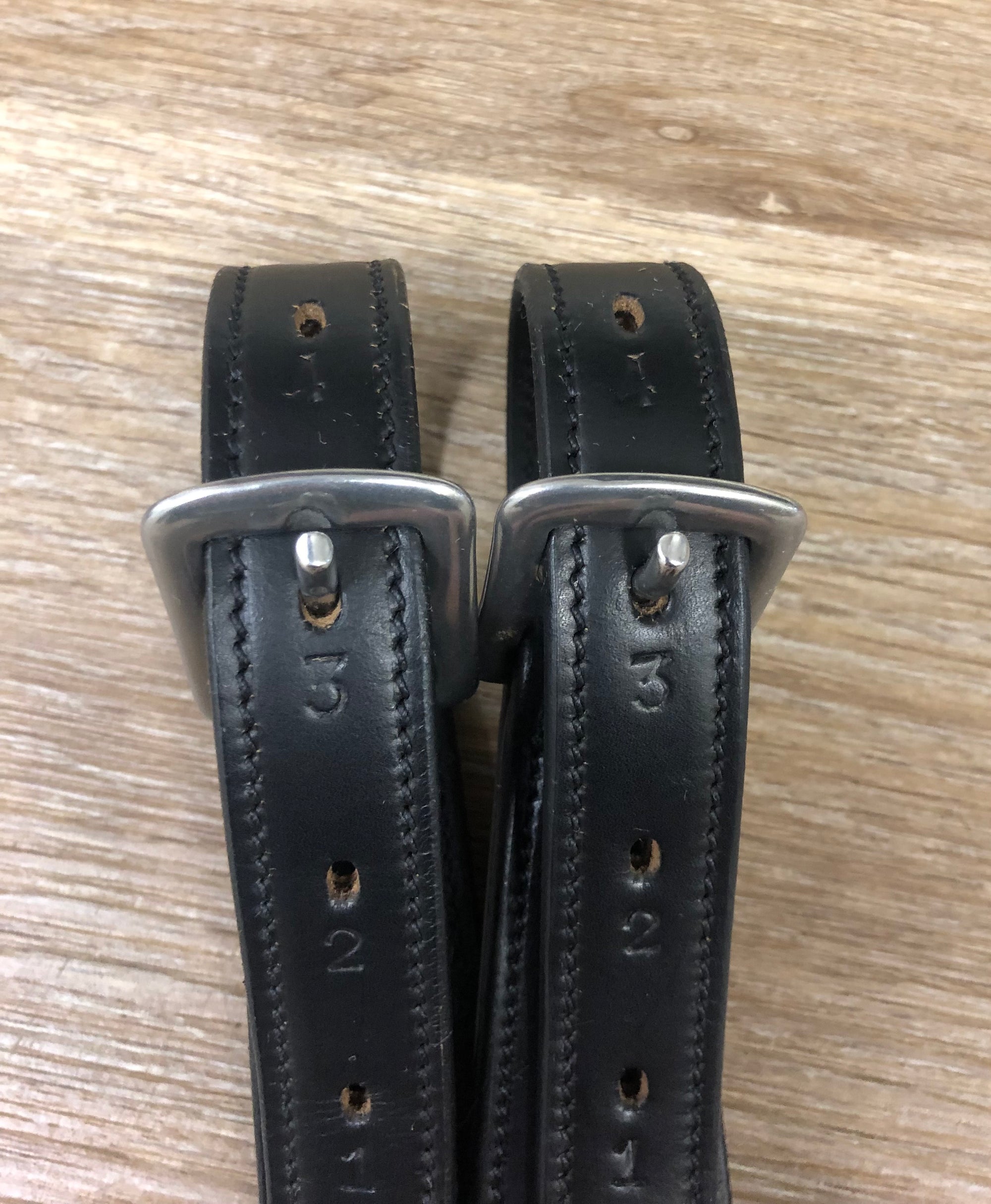 NWT Conemmera Black Stirrup Leathers - 58”