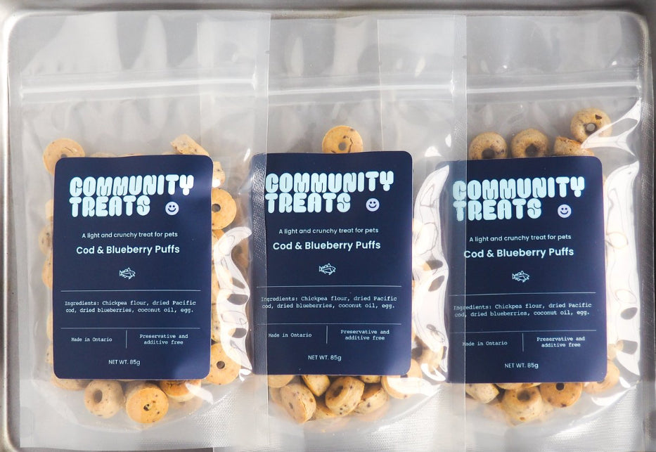Community Treats Cod & Blueberry Puffs