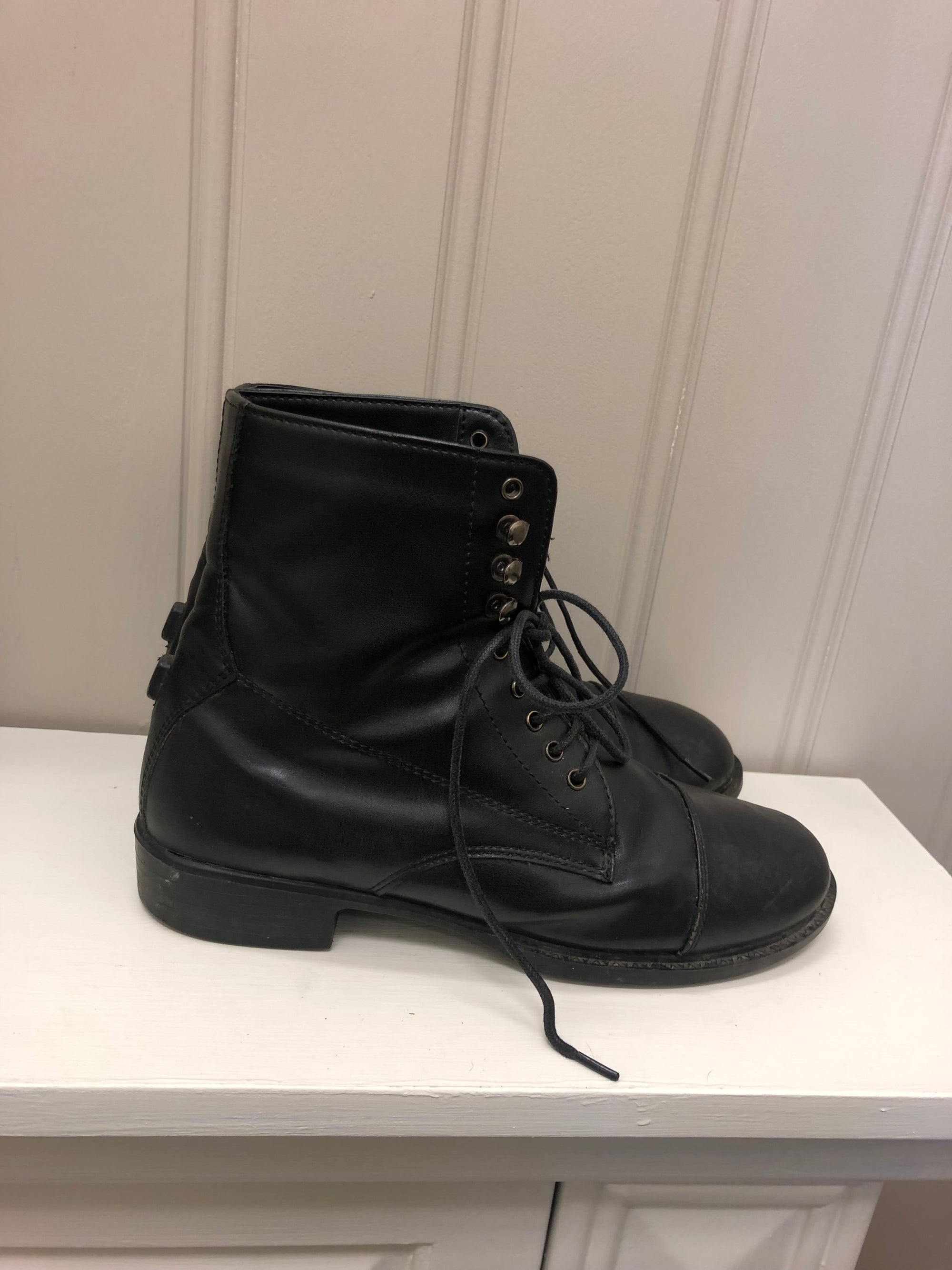 Auken Lace Up Paddock Boots - 7.5