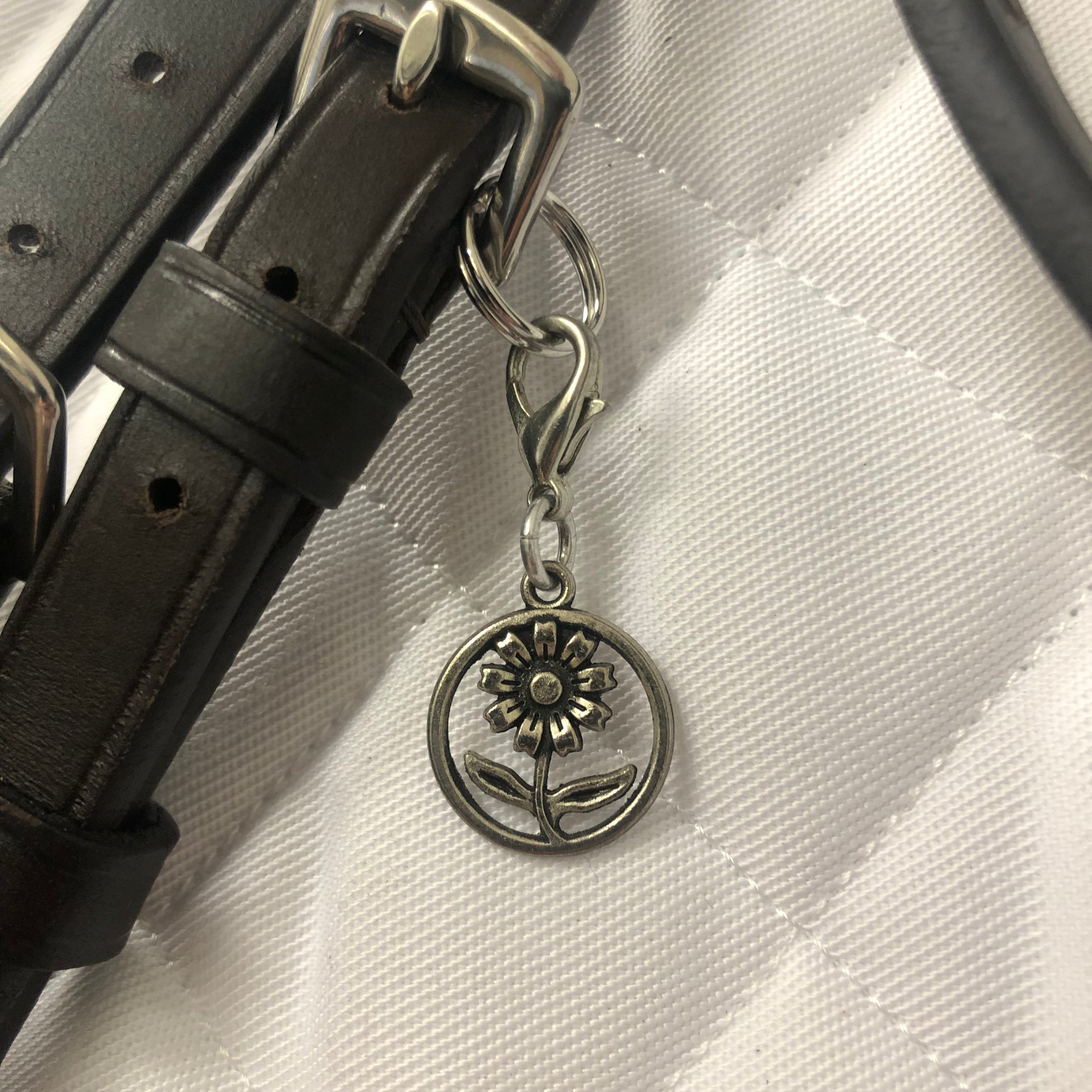 Leads N Beads Silver Bridle Charms - Horse &amp; Hound Tack Shop 