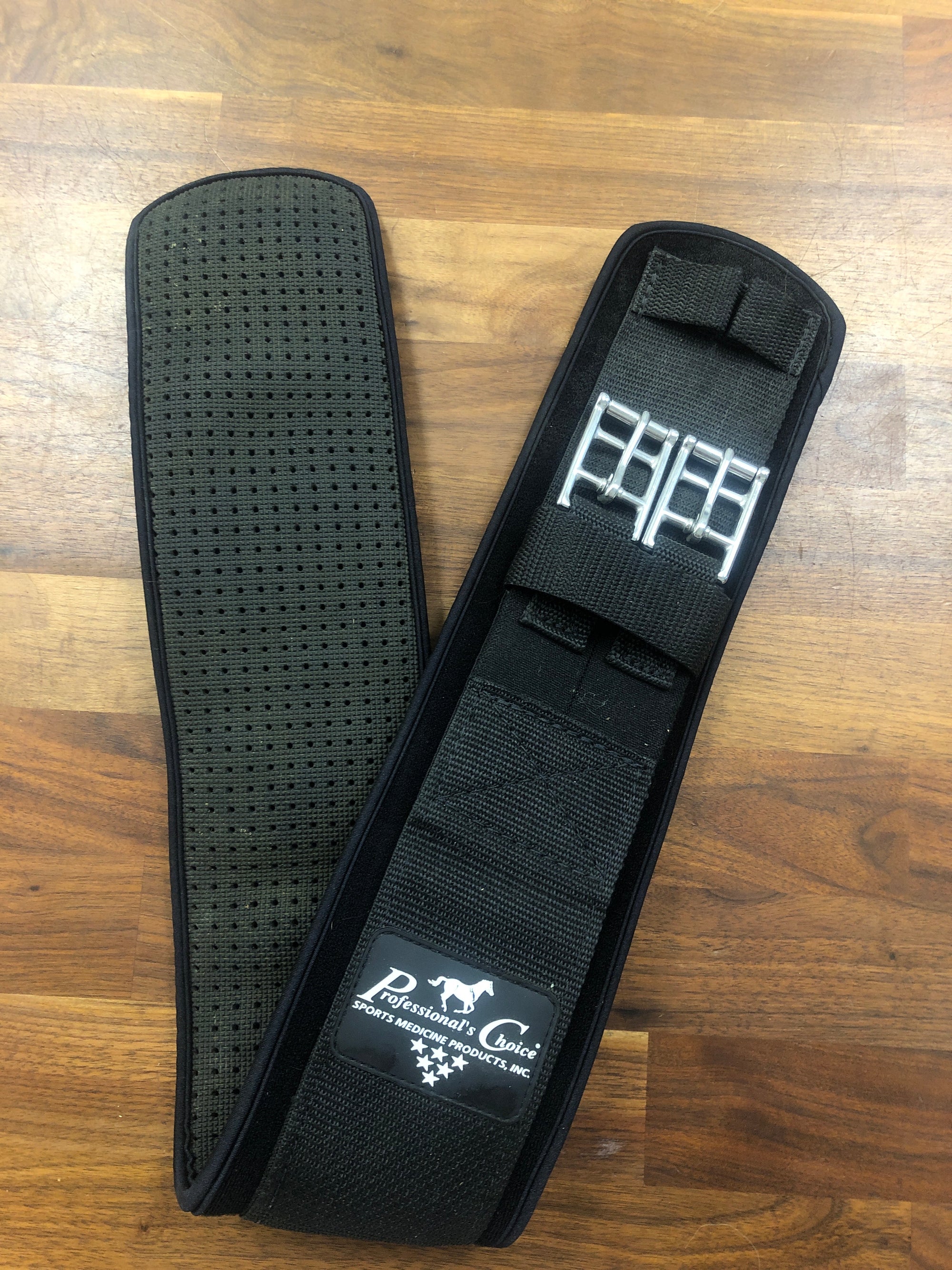 Fine Used Professional Choice Short Girth, 26” - Horse & Hound Tack Shop 