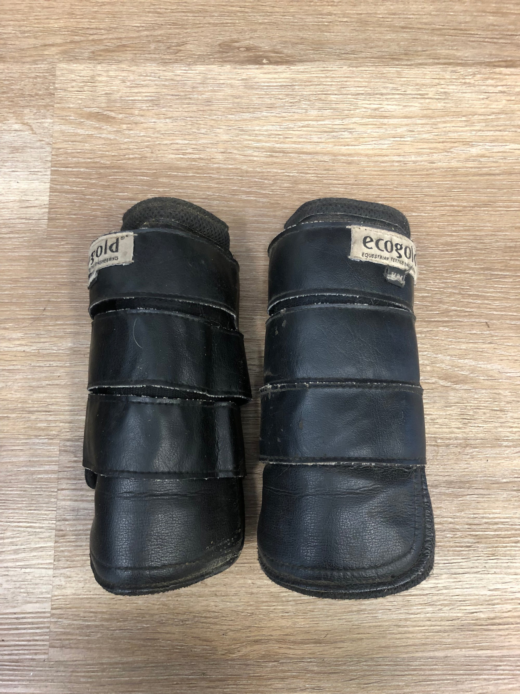 EcoGold Black Brushing Boots - M