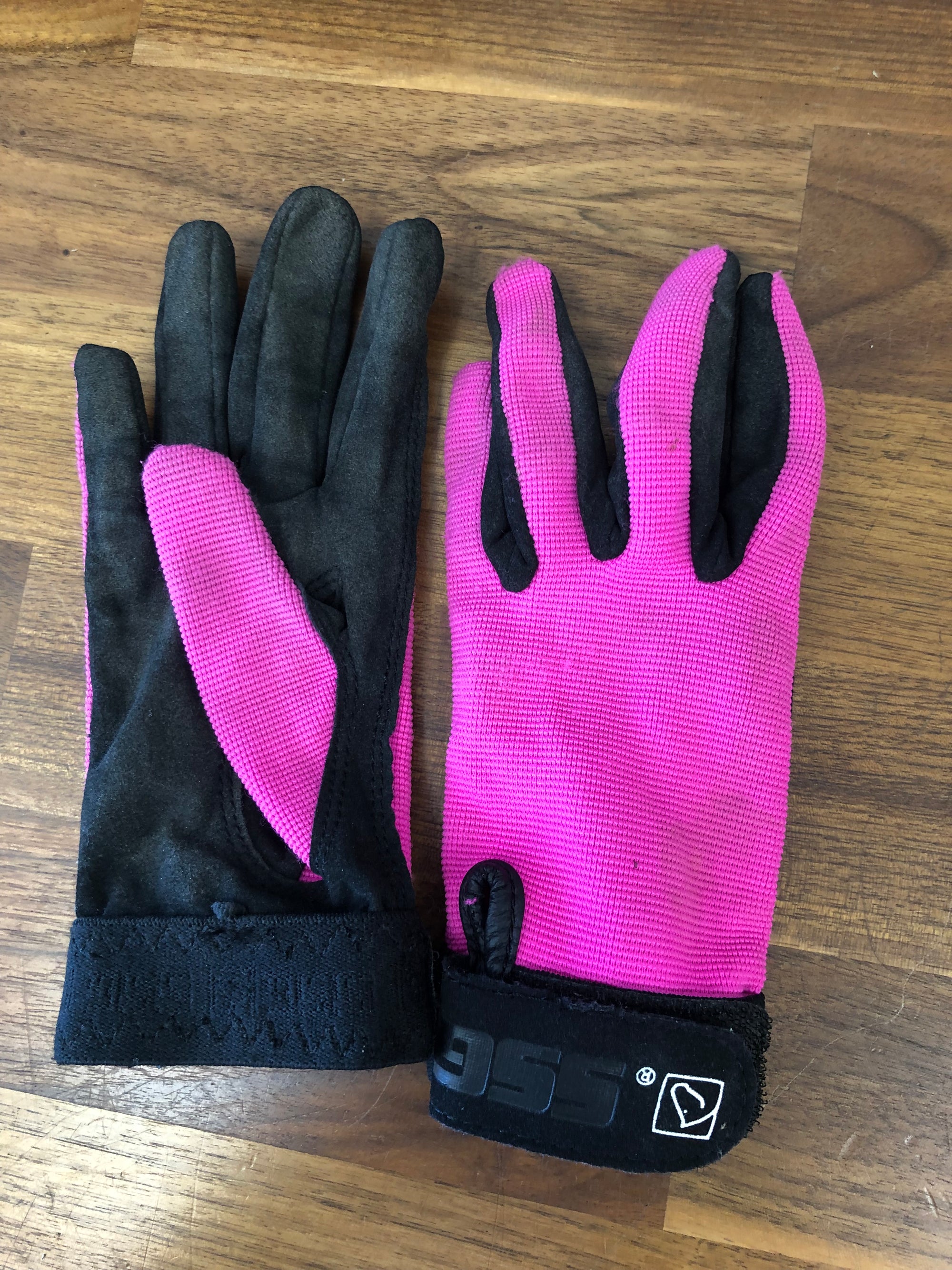 Kids SSG Pink All Weather Gloves