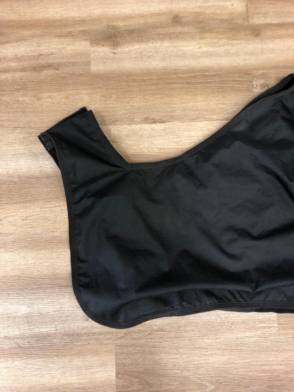 Shedrow Weatherproof Quarter Sheet - M - Horse &amp; Hound Tack Shop 