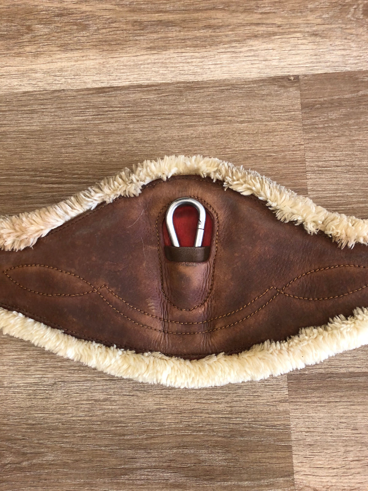 ‘M’ Leather &amp; Fleece Bellyguard Girth - 53” - Horse &amp; Hound Tack Shop 