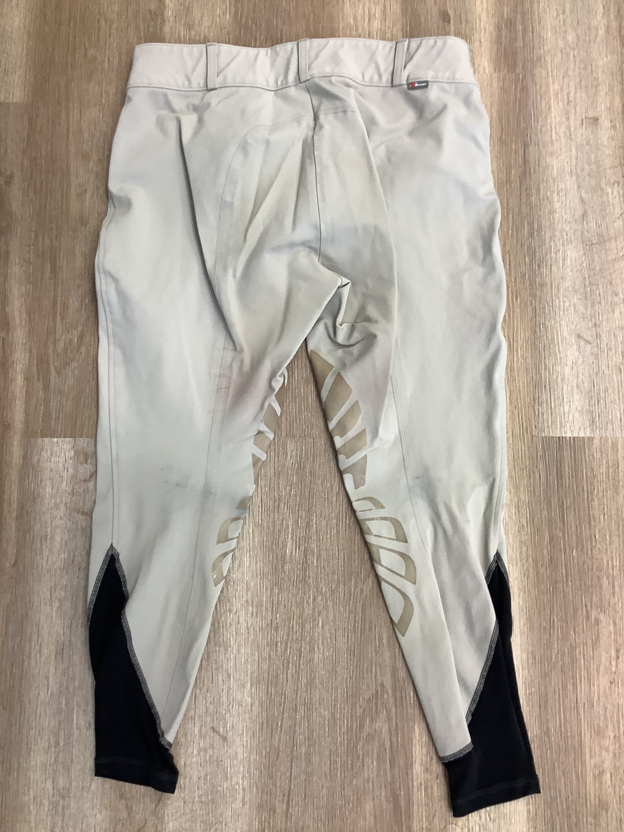 Fine Used Struck 50series Breeches - Horse & Hound Tack Shop 