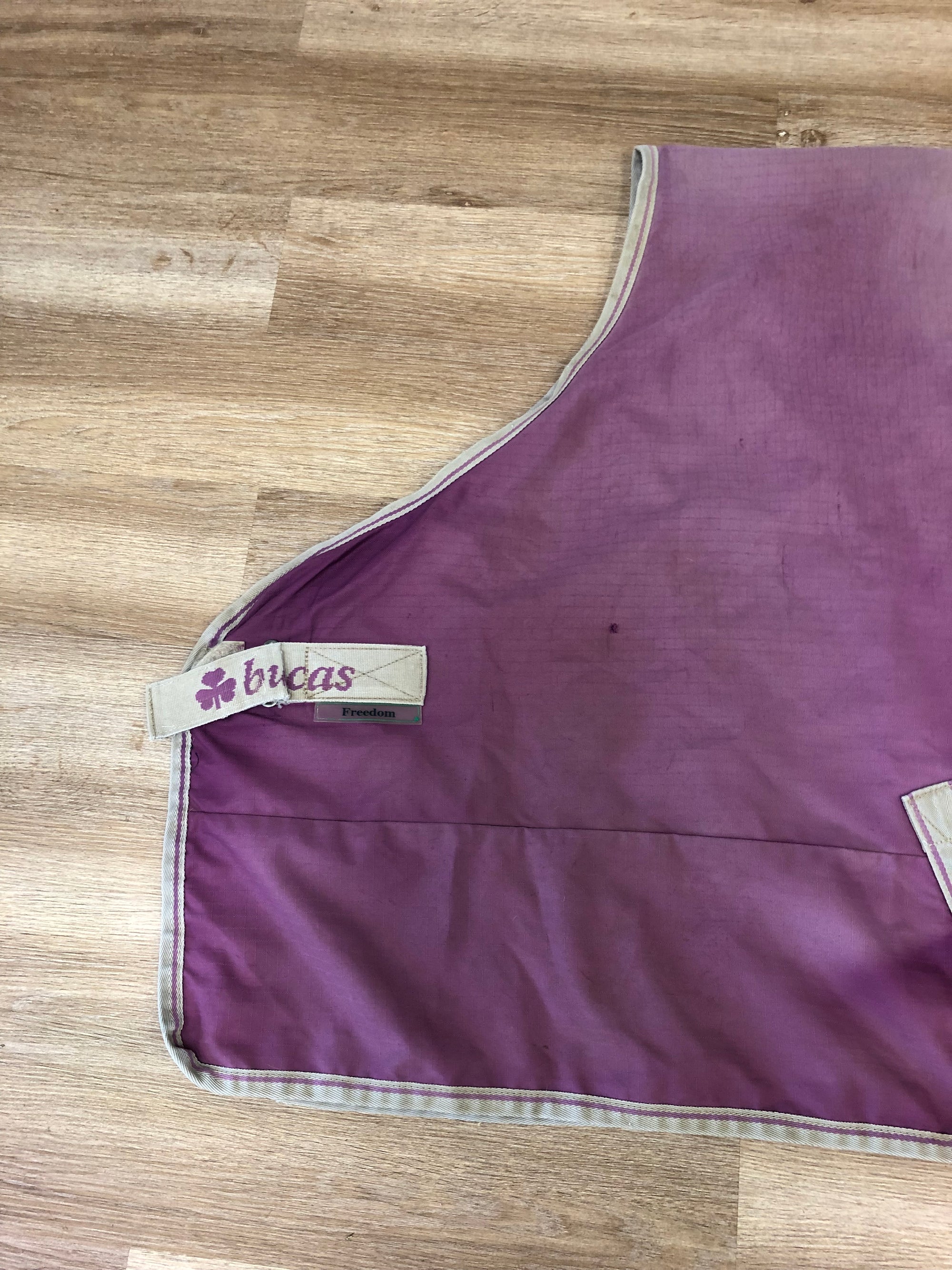 Burgundy Bucas Rain Sheet