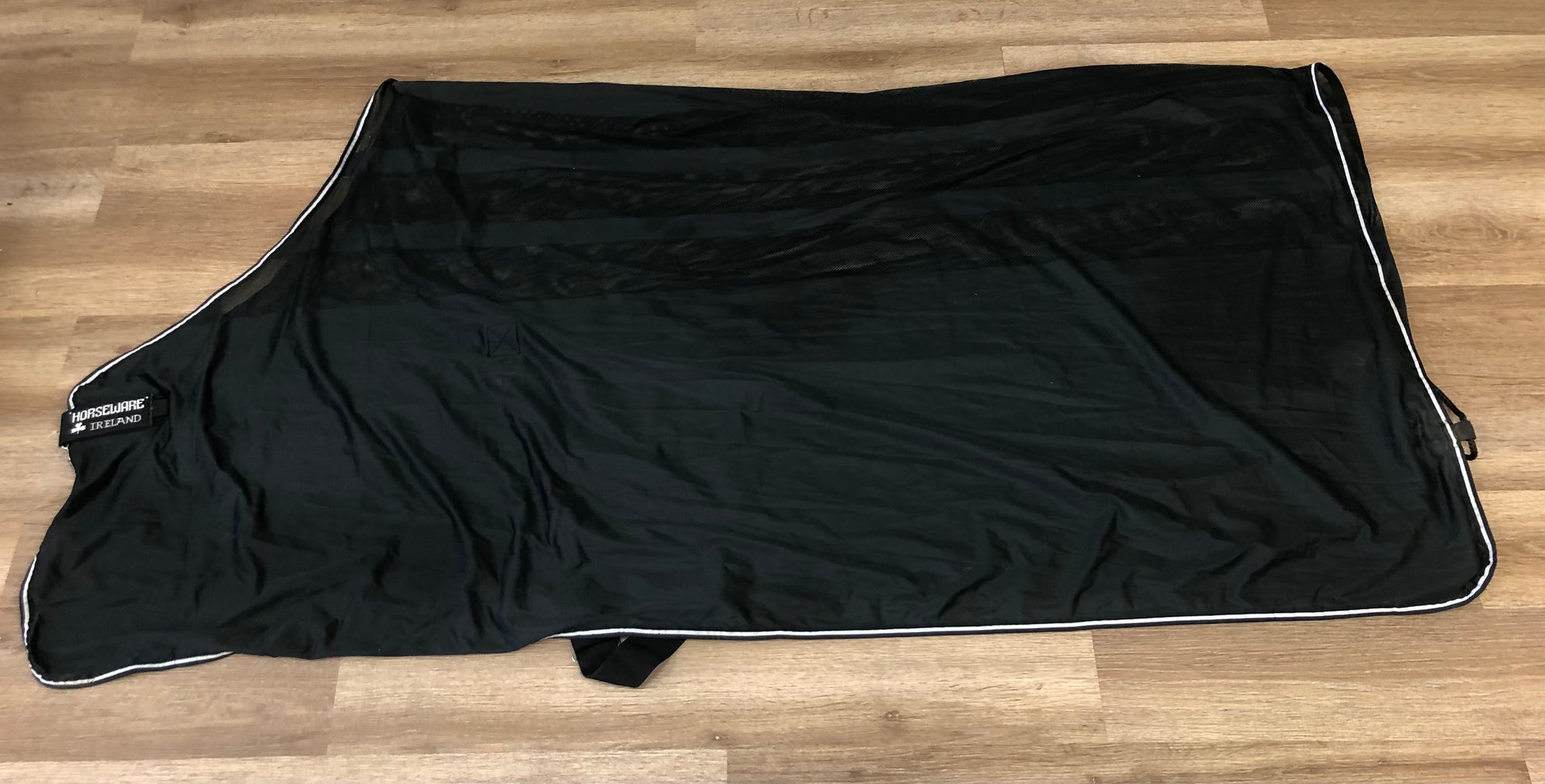 Black Amigo Mesh Cooler - 75”