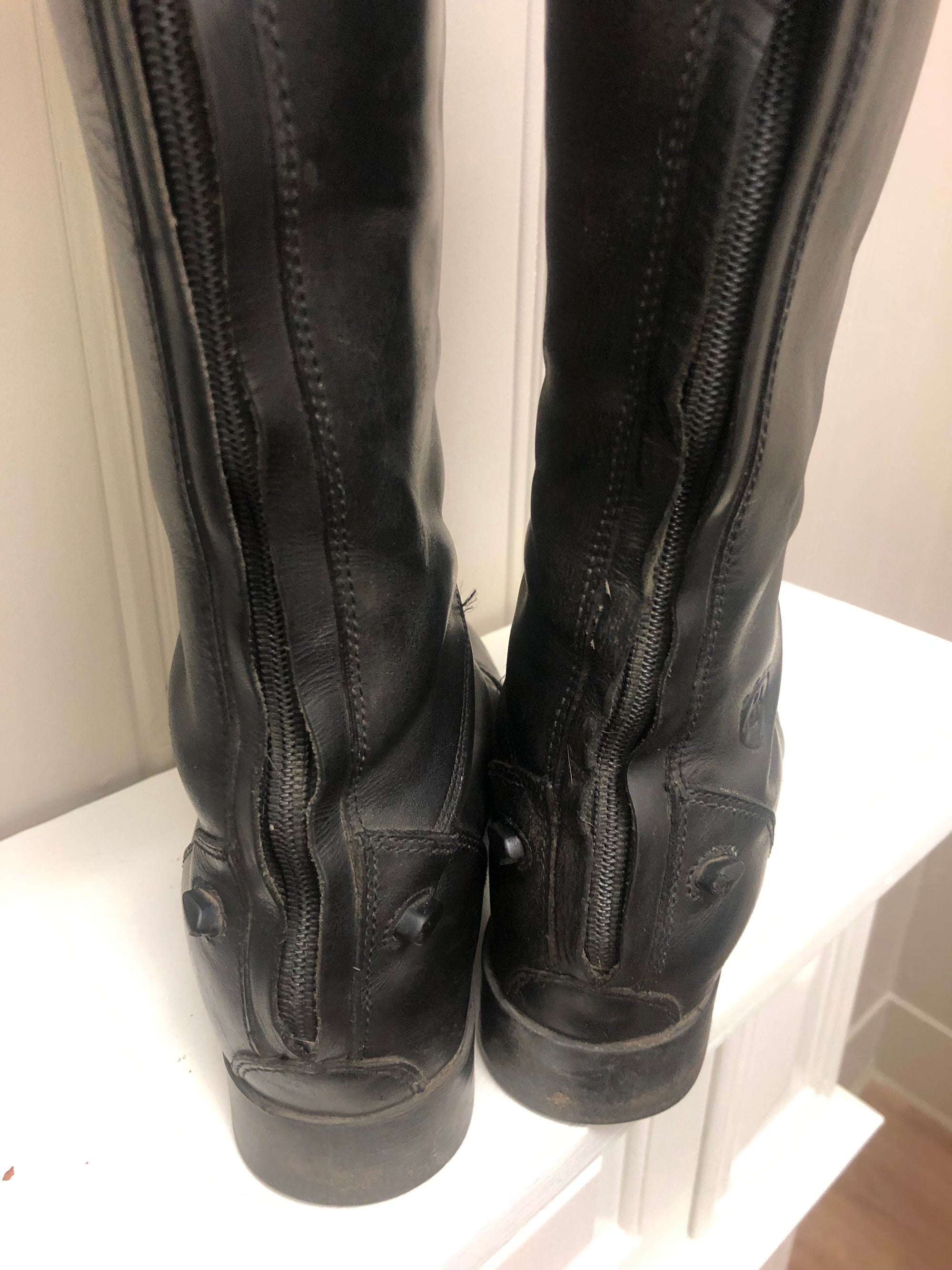 Ariat Leather Zip Up Tall Boots - 8R