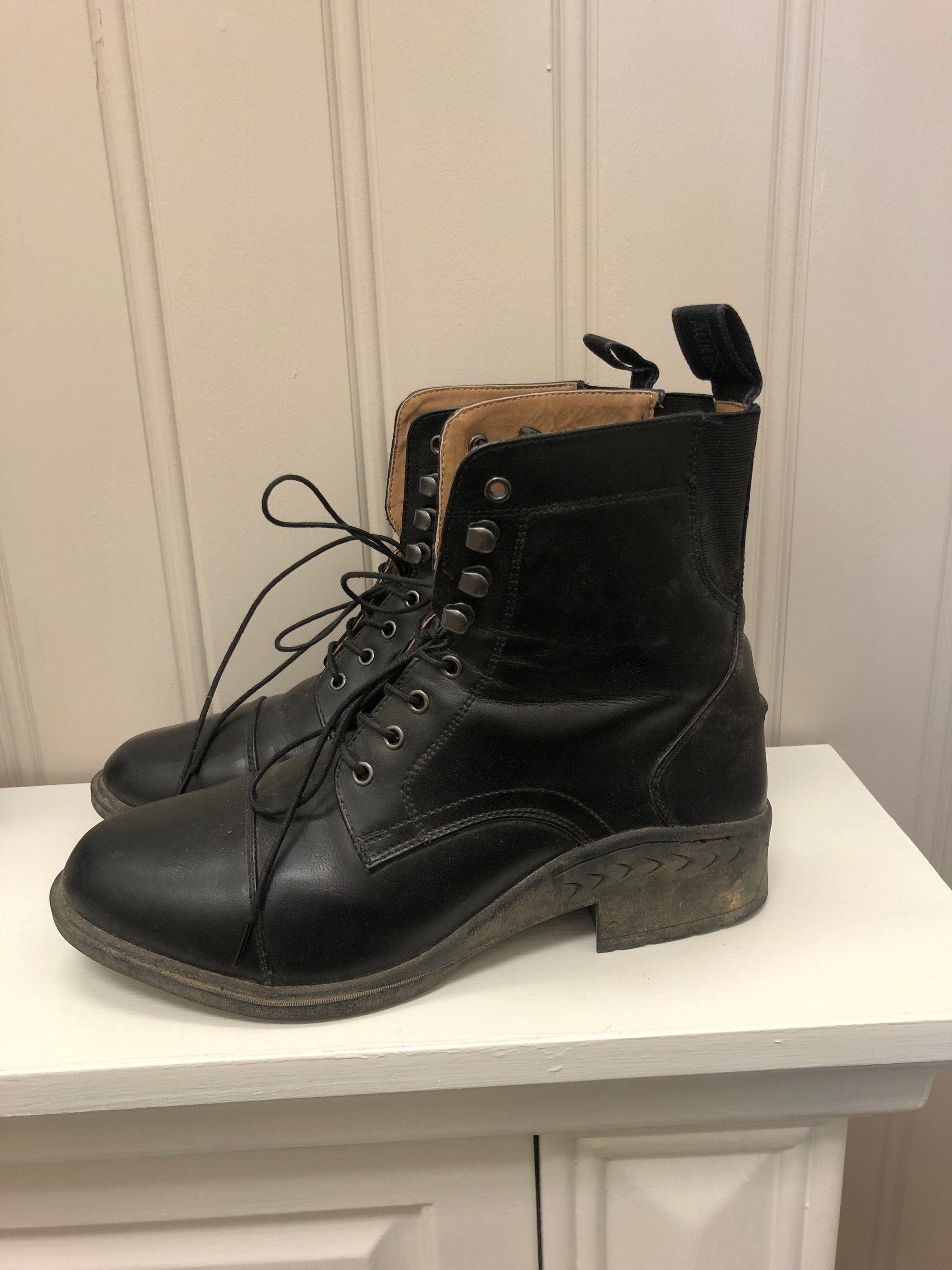 Auken Classic Paddock Lace Up Boots - 10