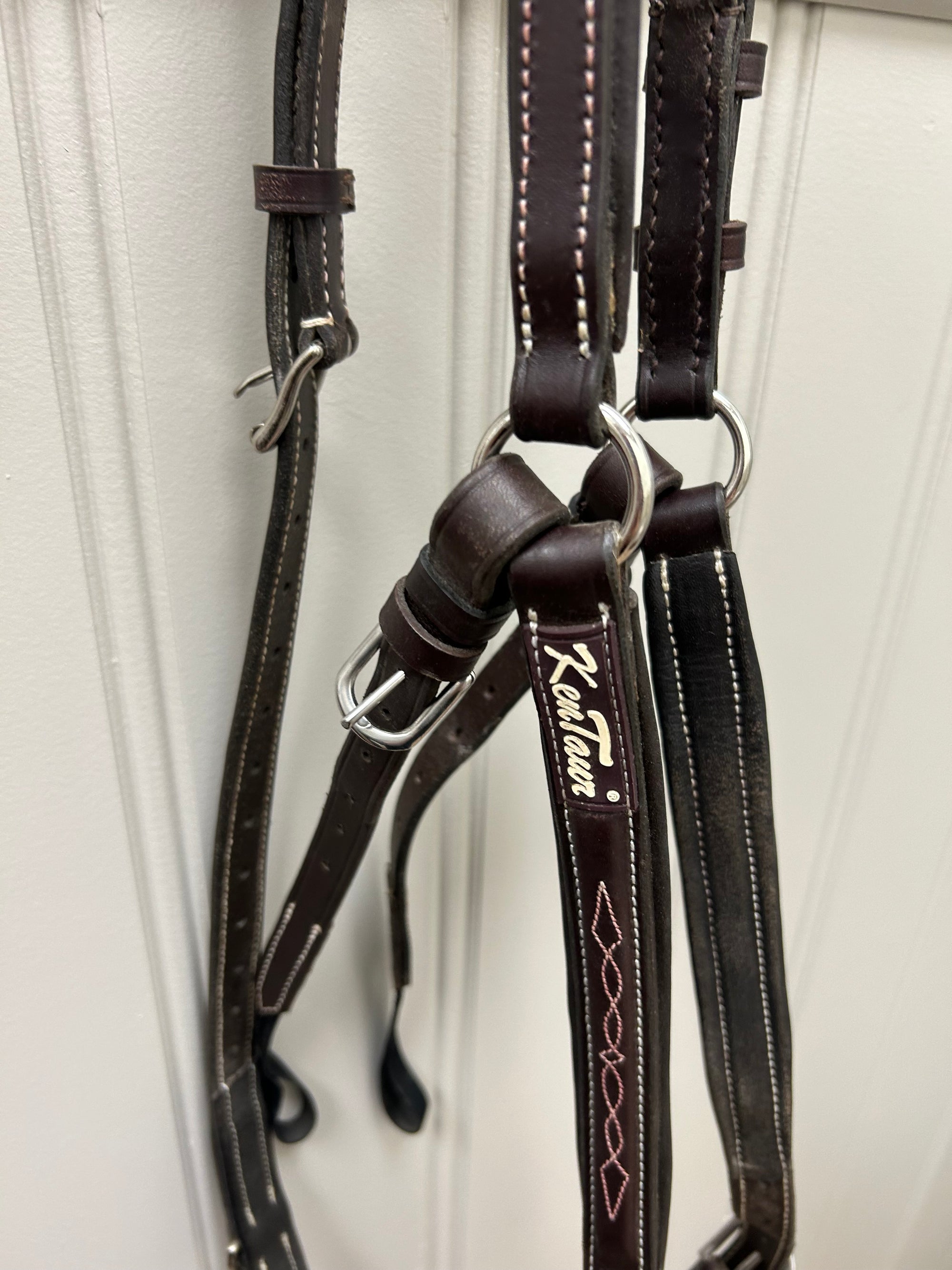 Kentaur Brown Leather Breastplate - Horse & Hound Tack Shop 