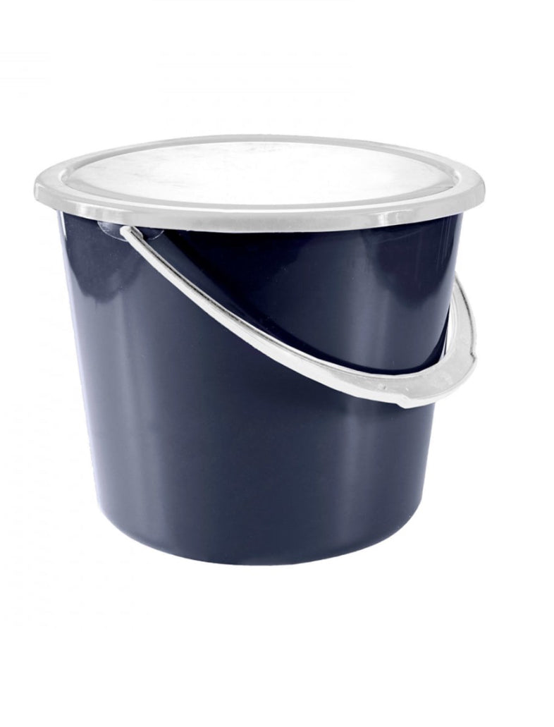 Horze Stable Bucket with Cover – Horse & Hound Tack Shop