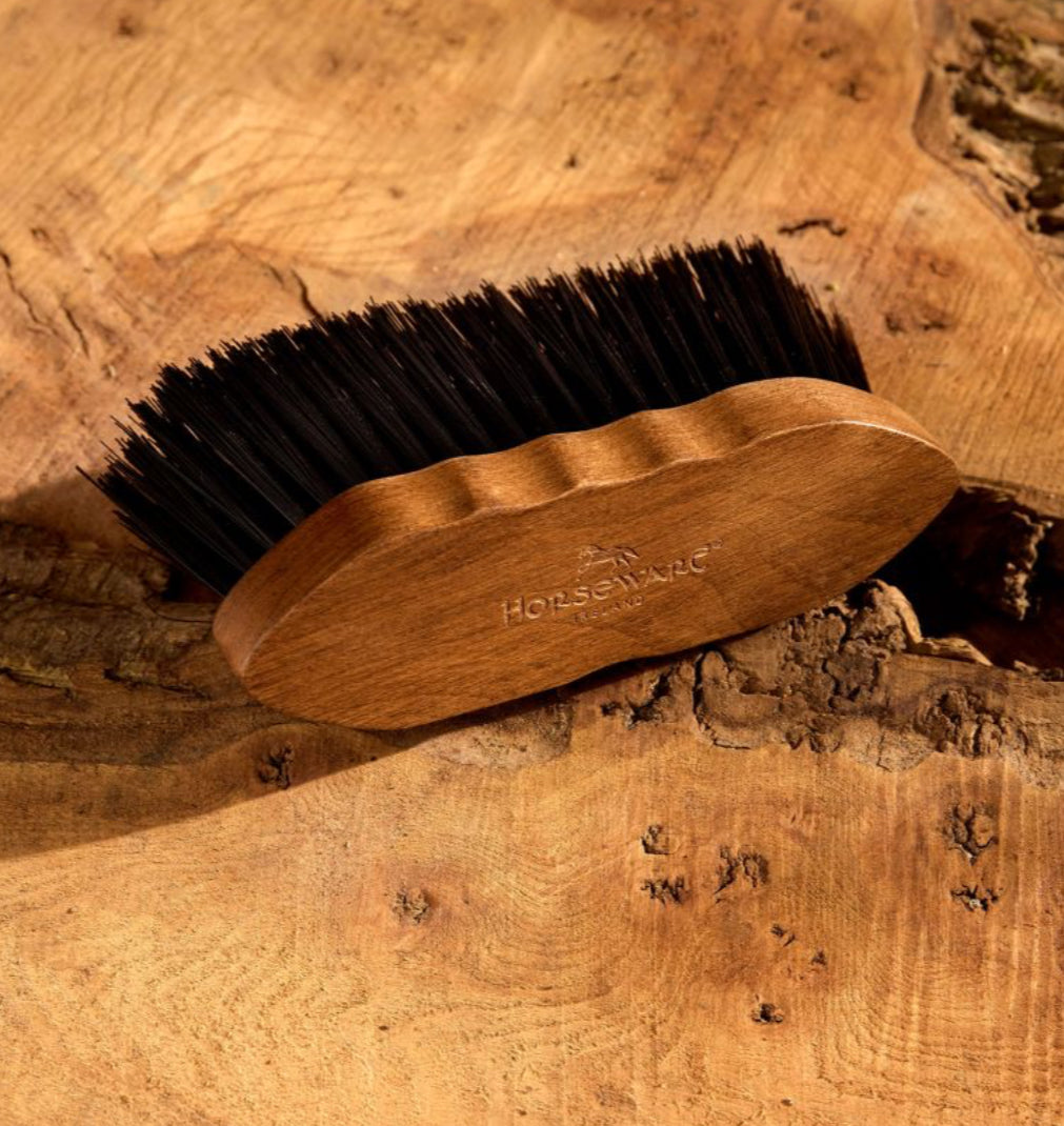 Horseware Signature Soft Flick Brush - Horse &amp; Hound Tack Shop 