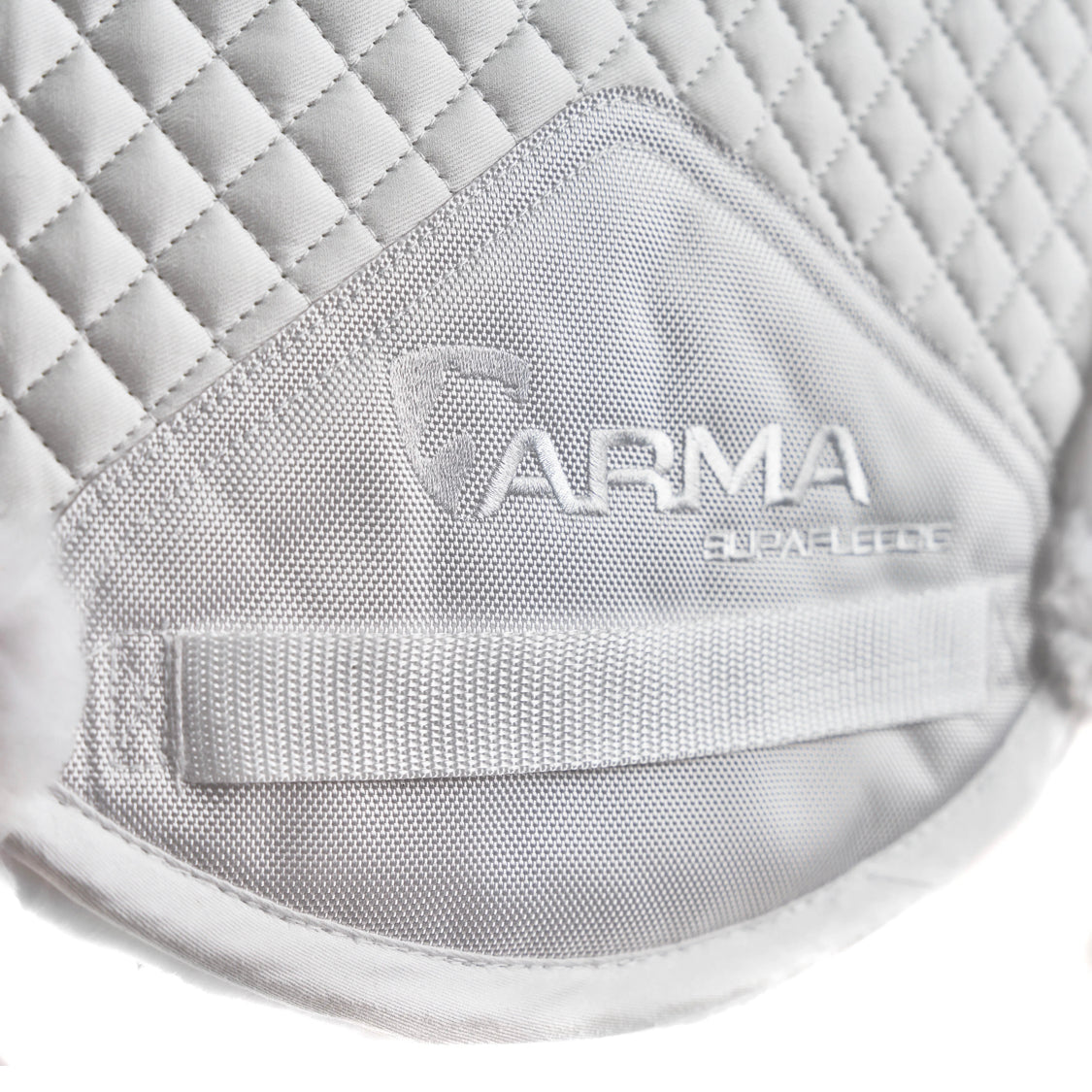 Shires Arma Supafleece Rimmed Shaped Pad