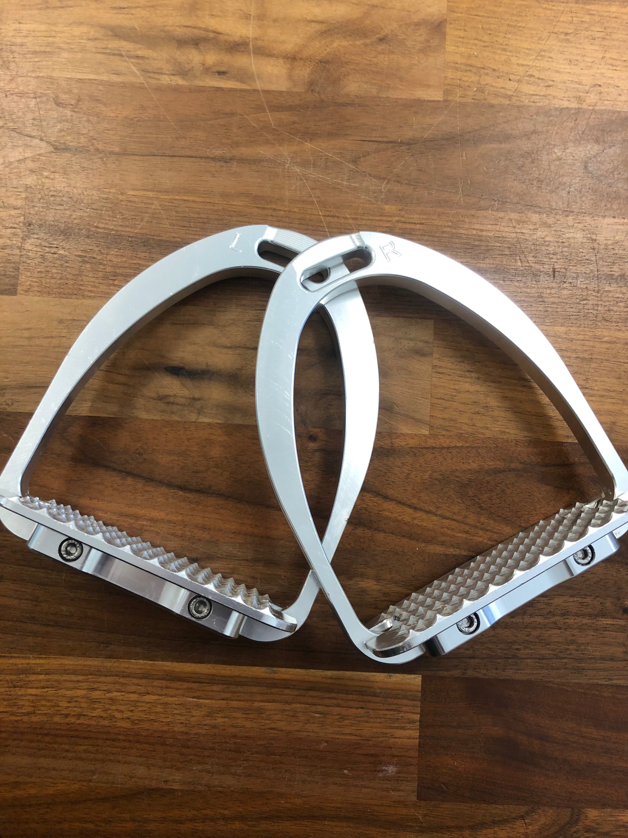 Fine Used Tech Sienna Stirrup Irons