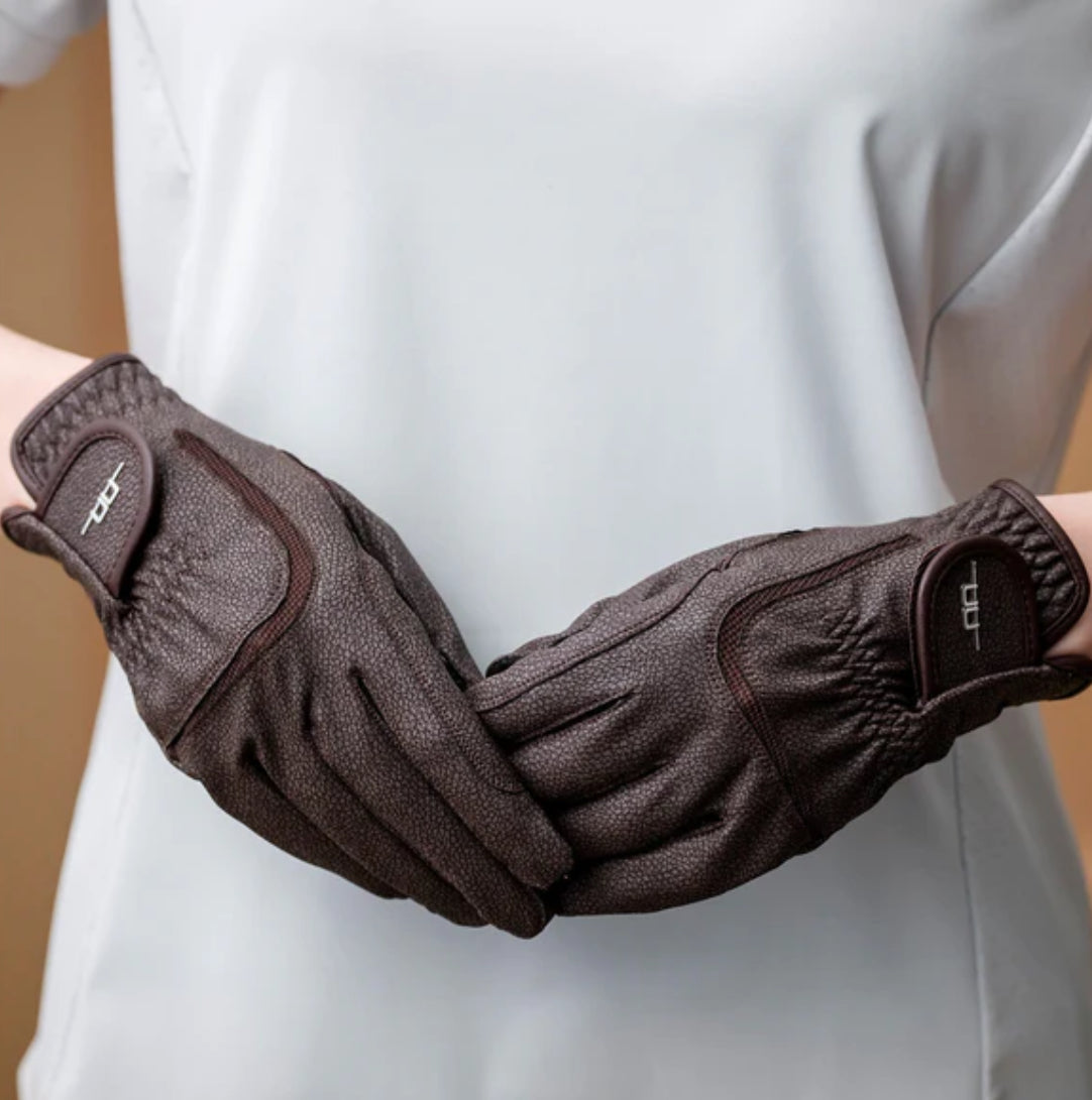 AA Platinum Gloves - Horse & Hound Tack Shop 