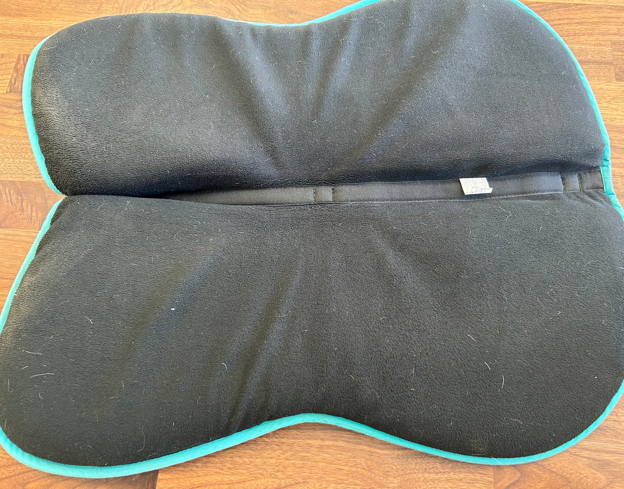 Fine Used Ogilvy Equestrian Memory Foam Half Pad - Black /Teal - Horse &amp; Hound Tack Shop 
