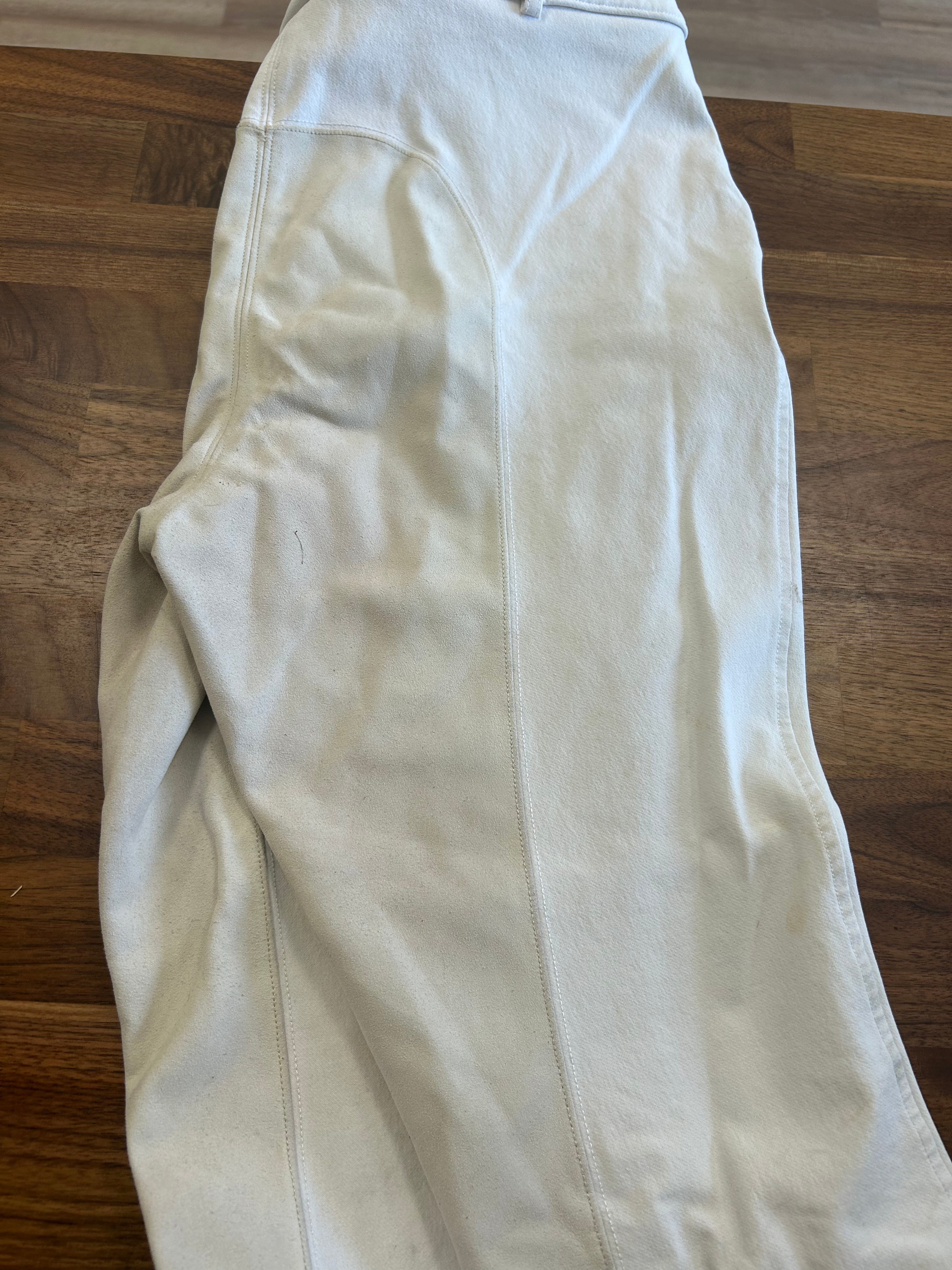 Fine Used Ladies Nobel Outfitters White Full Seat Breeches - size 32