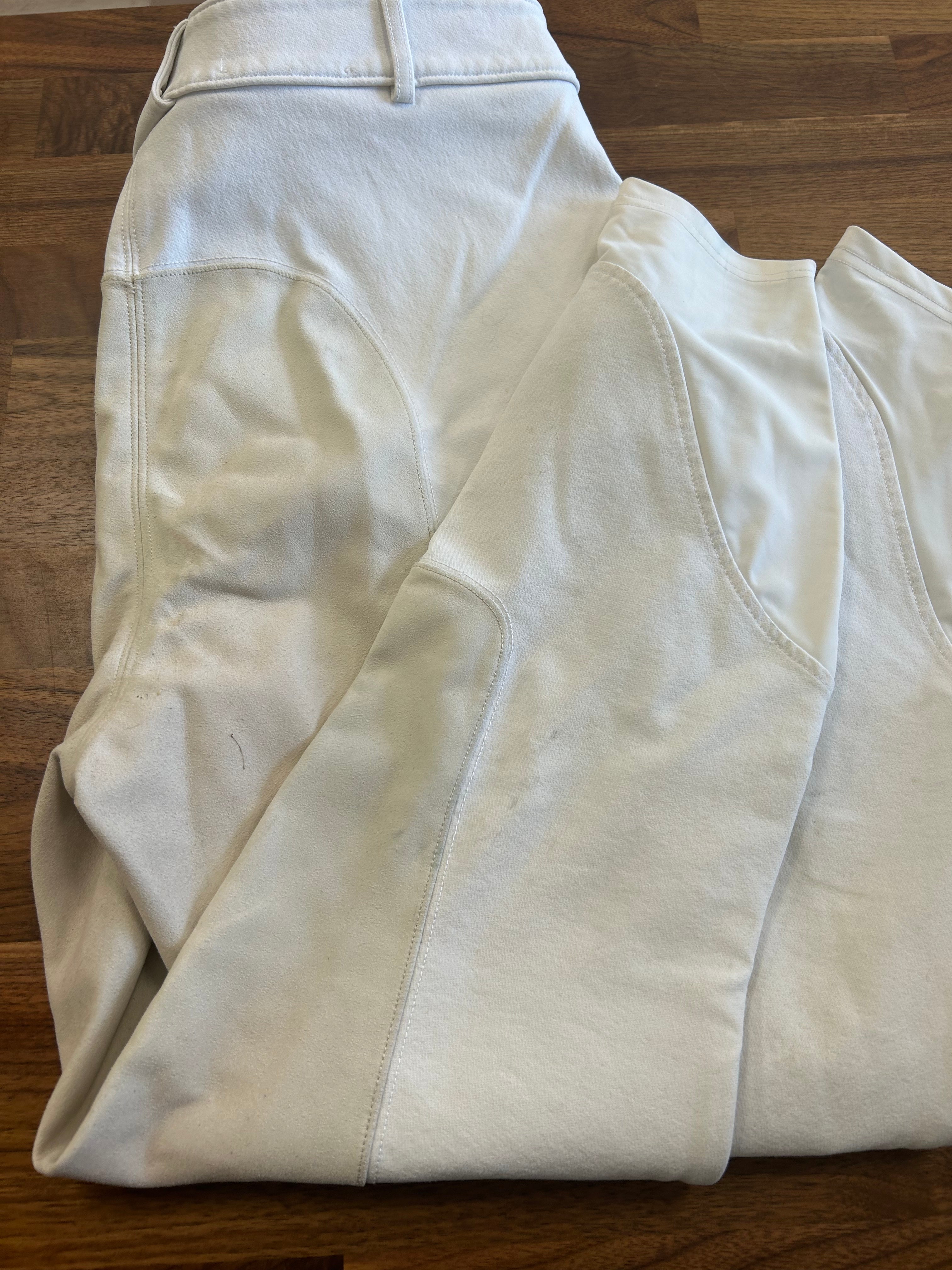 Fine Used Ladies Nobel Outfitters White Full Seat Breeches - size 32