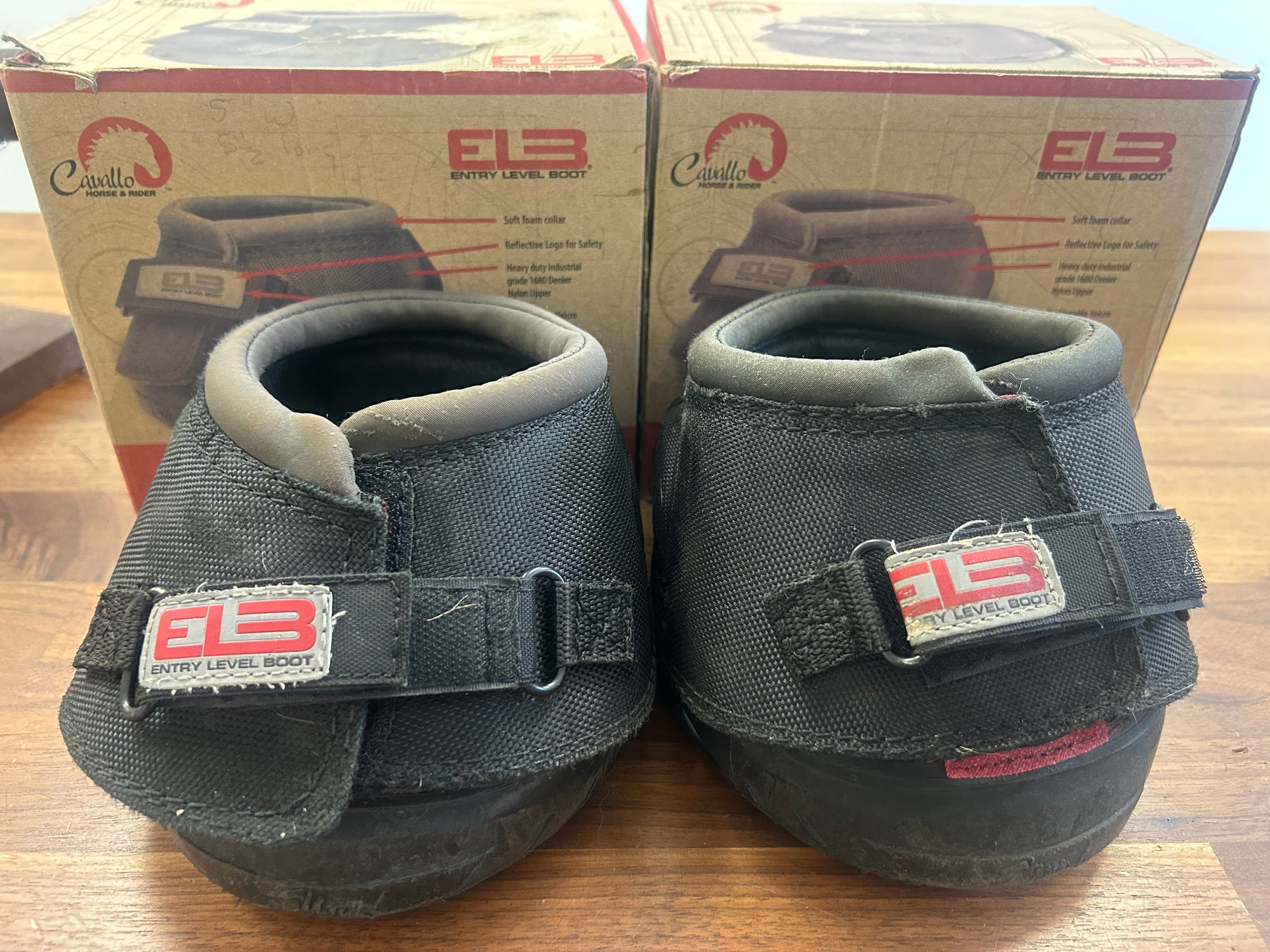 Fine Used Cavallo EL3 Hoof Boots 3 Slim - Horse & Hound Tack Shop 