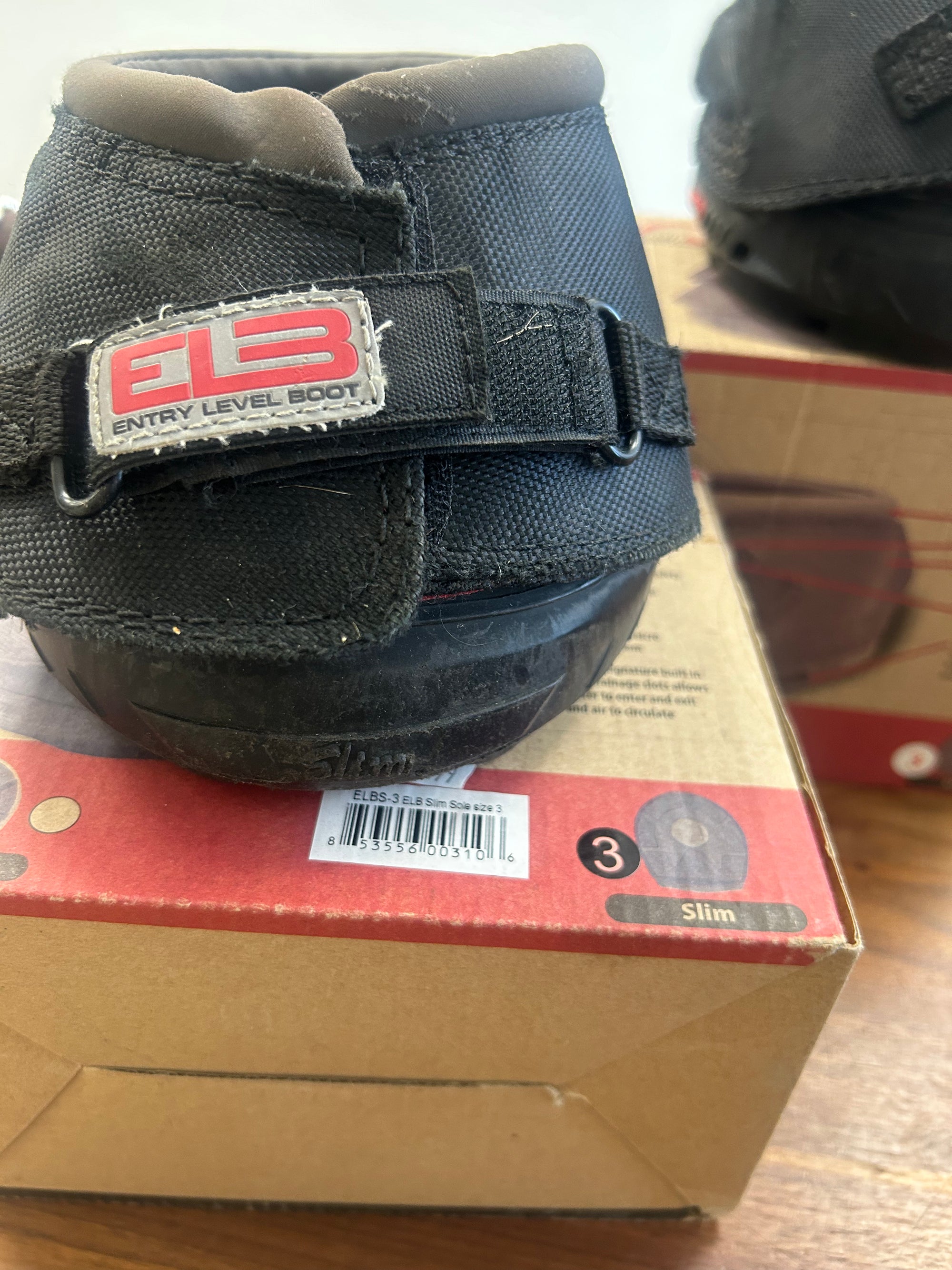 Fine Used Cavallo EL3 Hoof Boots 3 Slim - Horse & Hound Tack Shop 