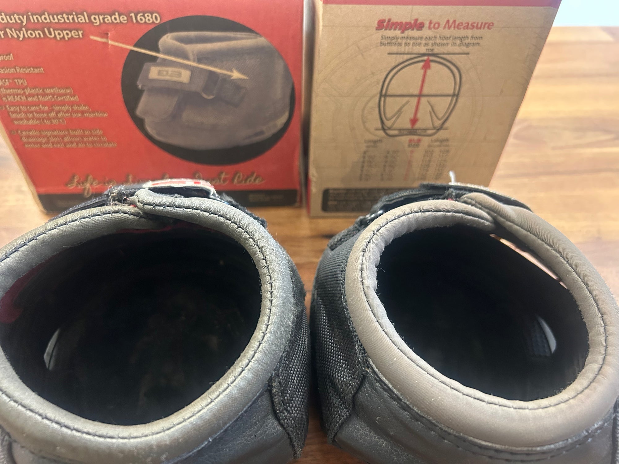 Fine Used Cavallo EL3 Hoof Boots 3 Slim - Horse & Hound Tack Shop 