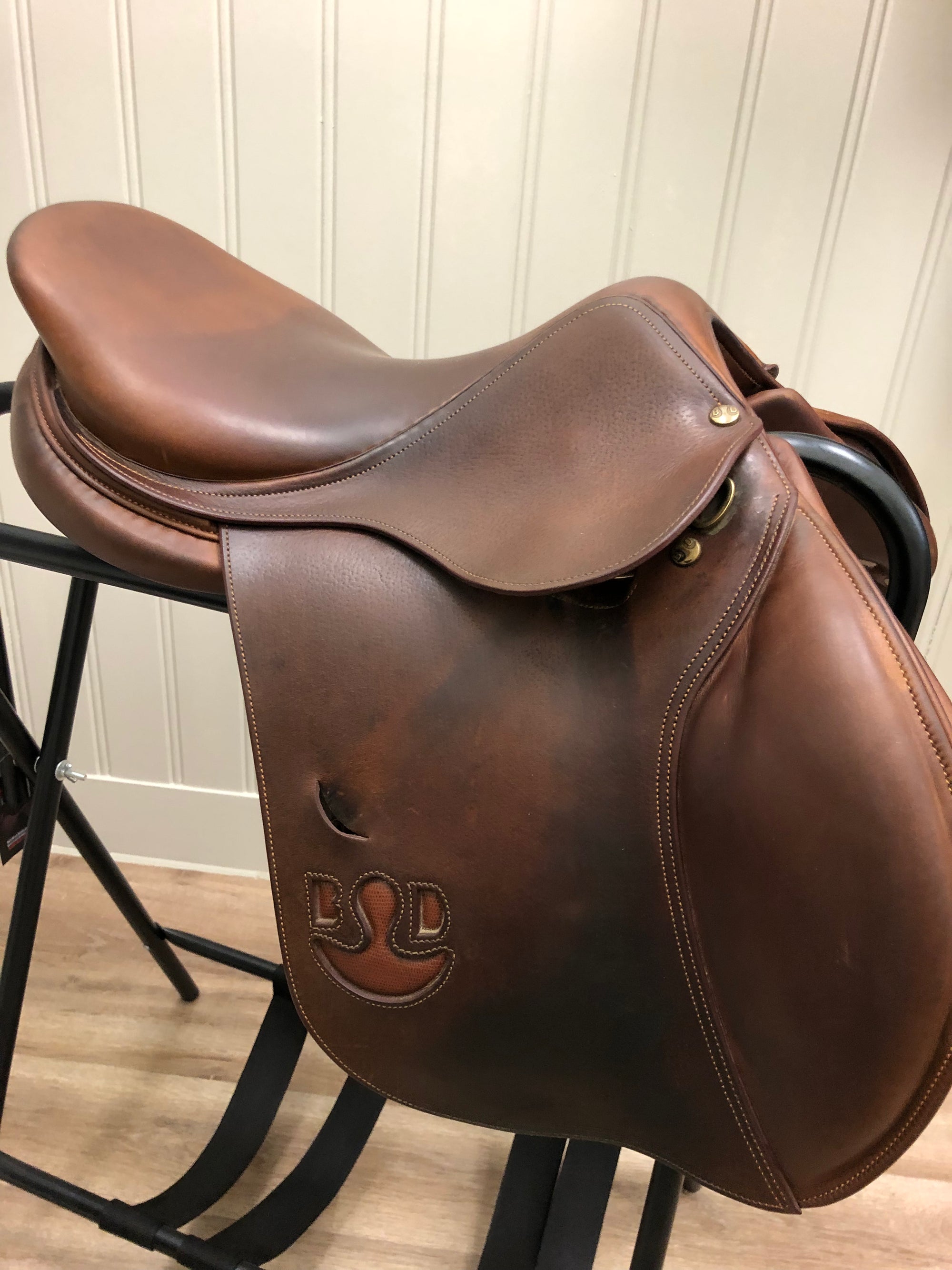2022 17” Bruno Jump Saddle