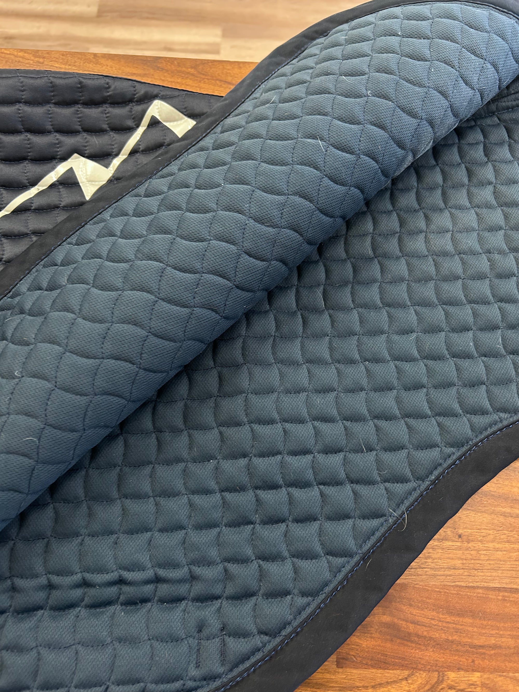 Fine Used Summit Prix  Saddle Pad - Horse & Hound Tack Shop 