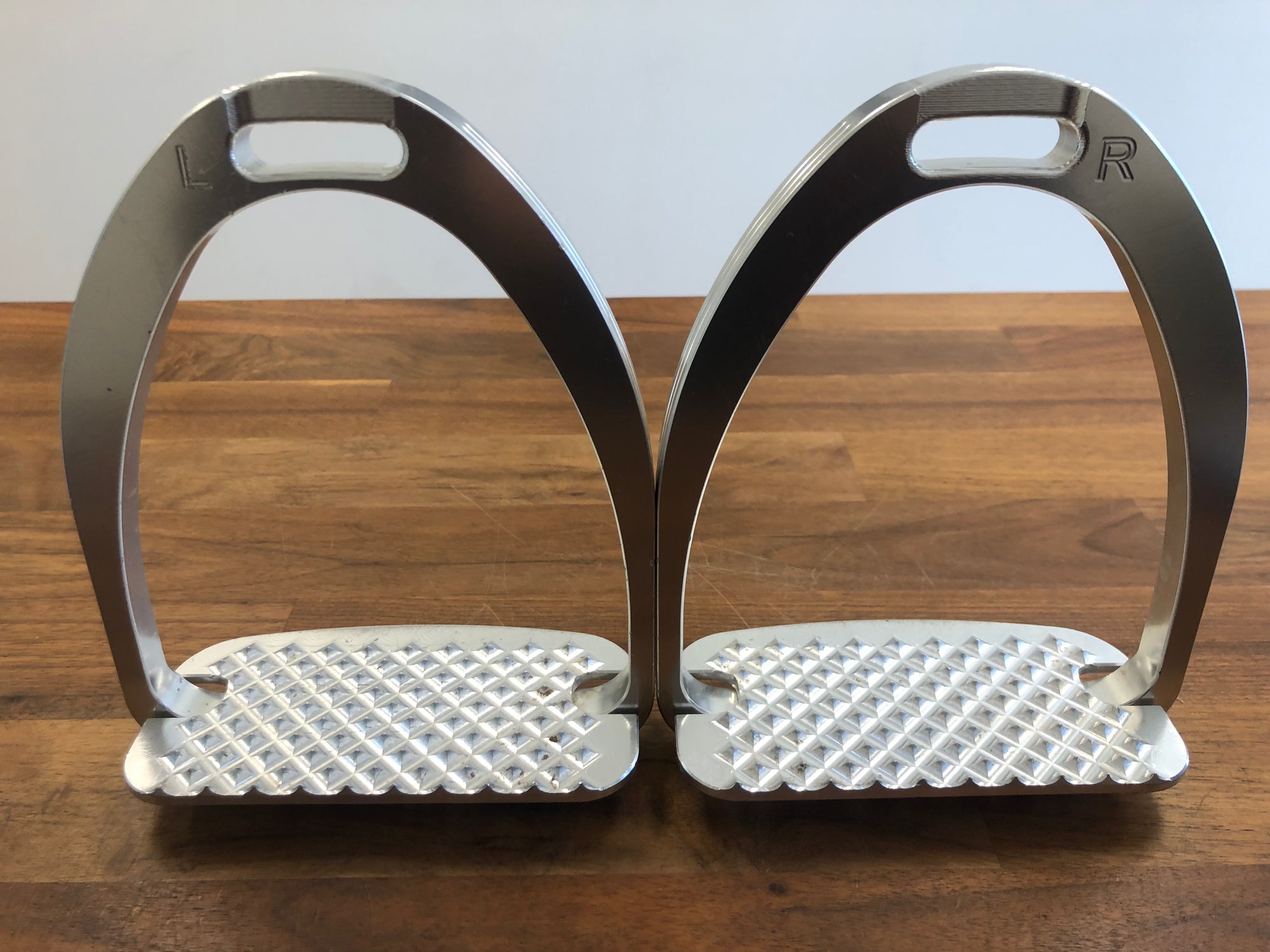 Fine Used Tech Sienna Stirrup Irons