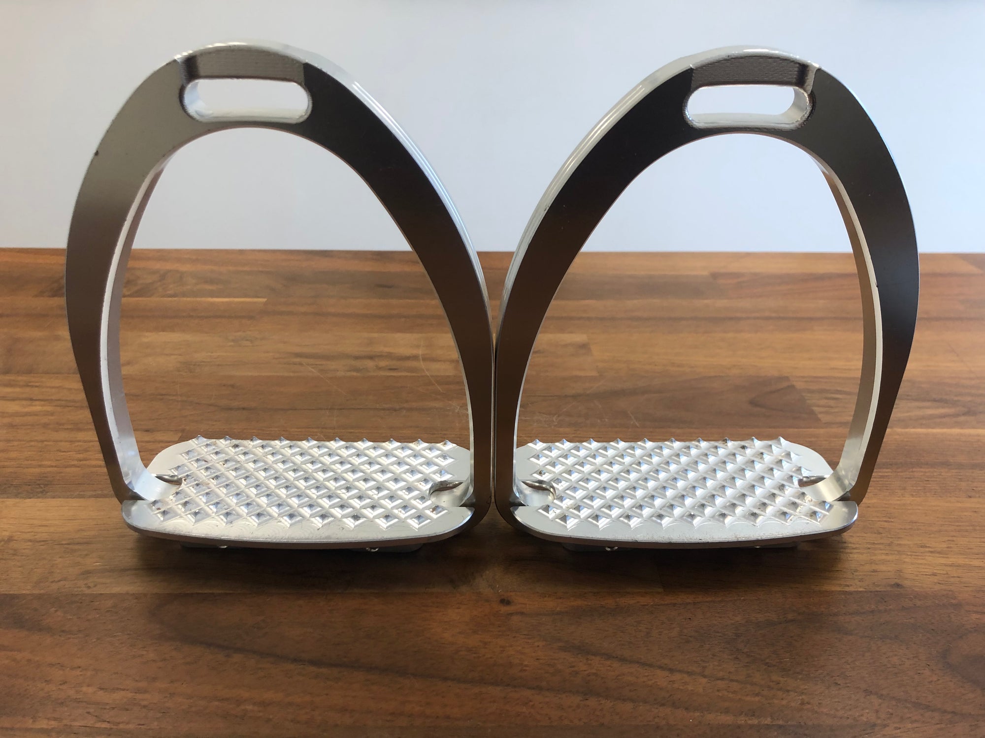 Fine Used Tech Sienna Stirrup Irons
